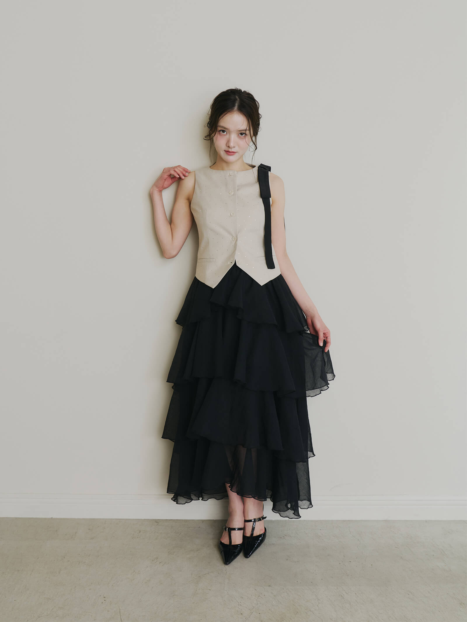 【coordinate】ラインストーンジレ+シアーメロウティアードスカート