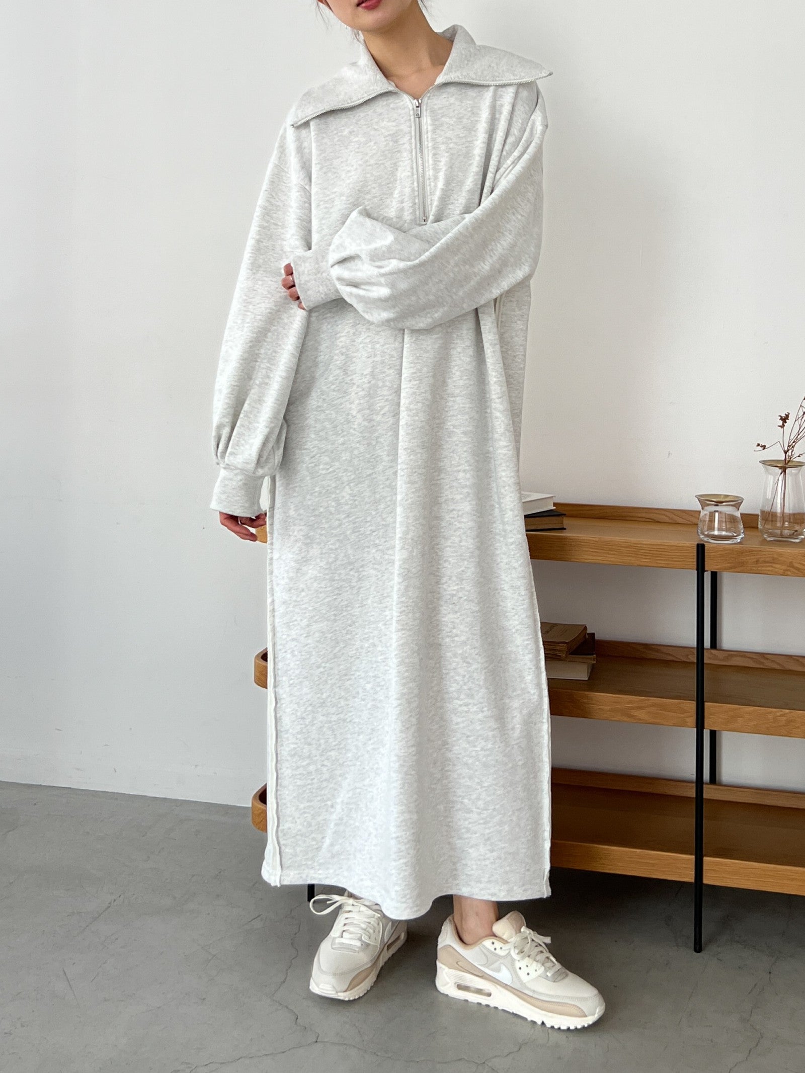 ハーフジップスウェットワンピース