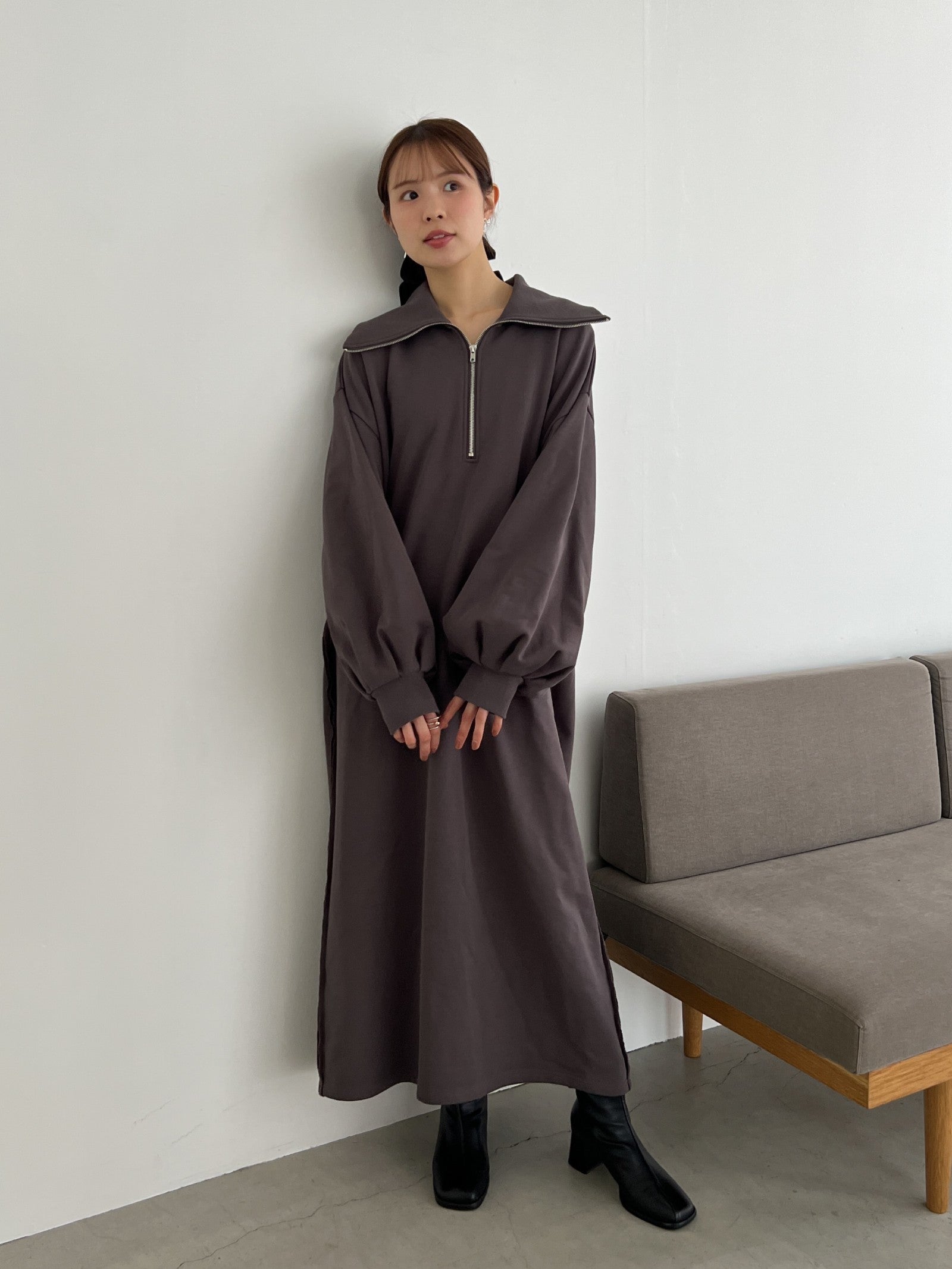 ハーフジップスウェットワンピース