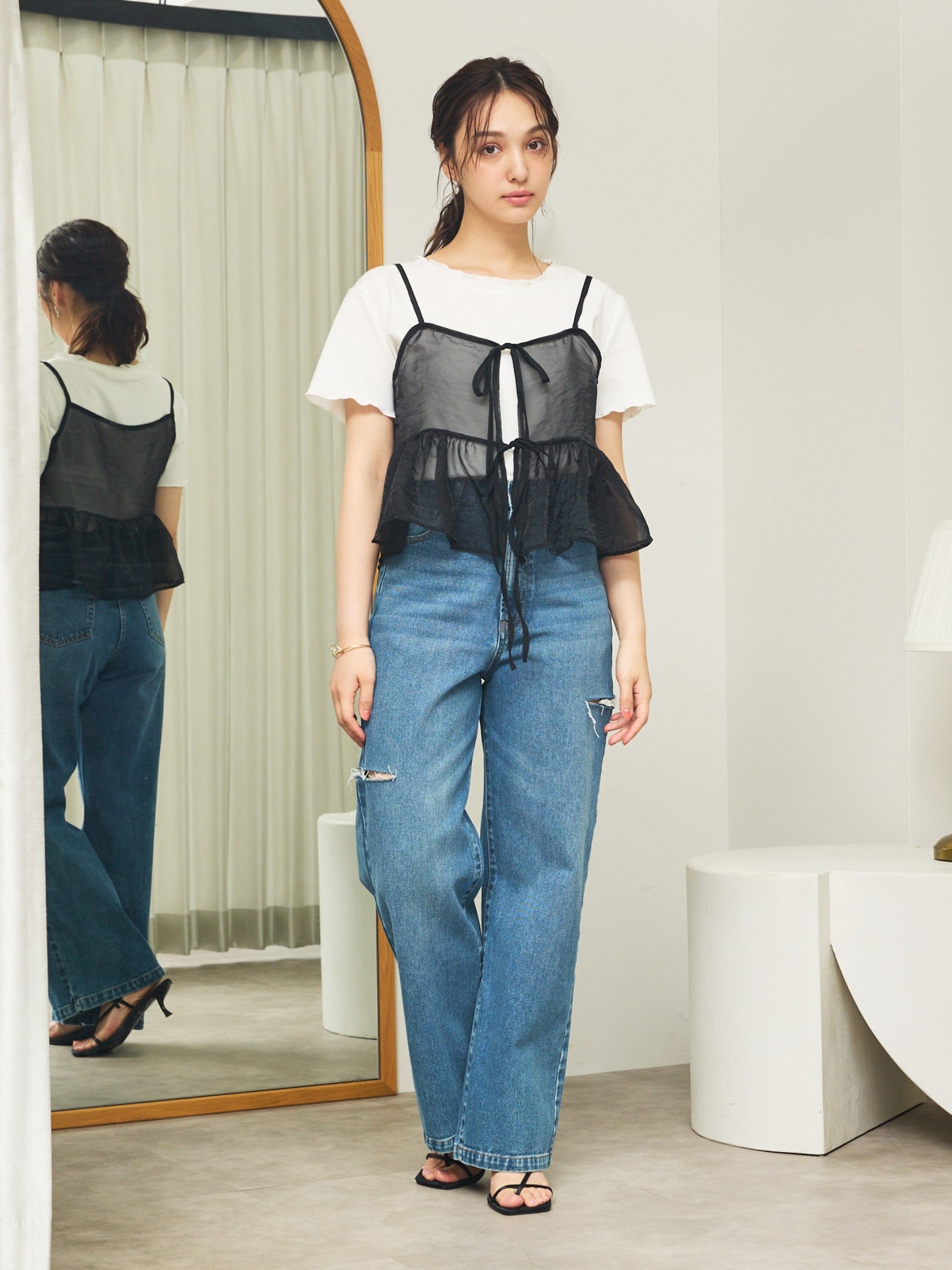 サイドカットデニムパンツ