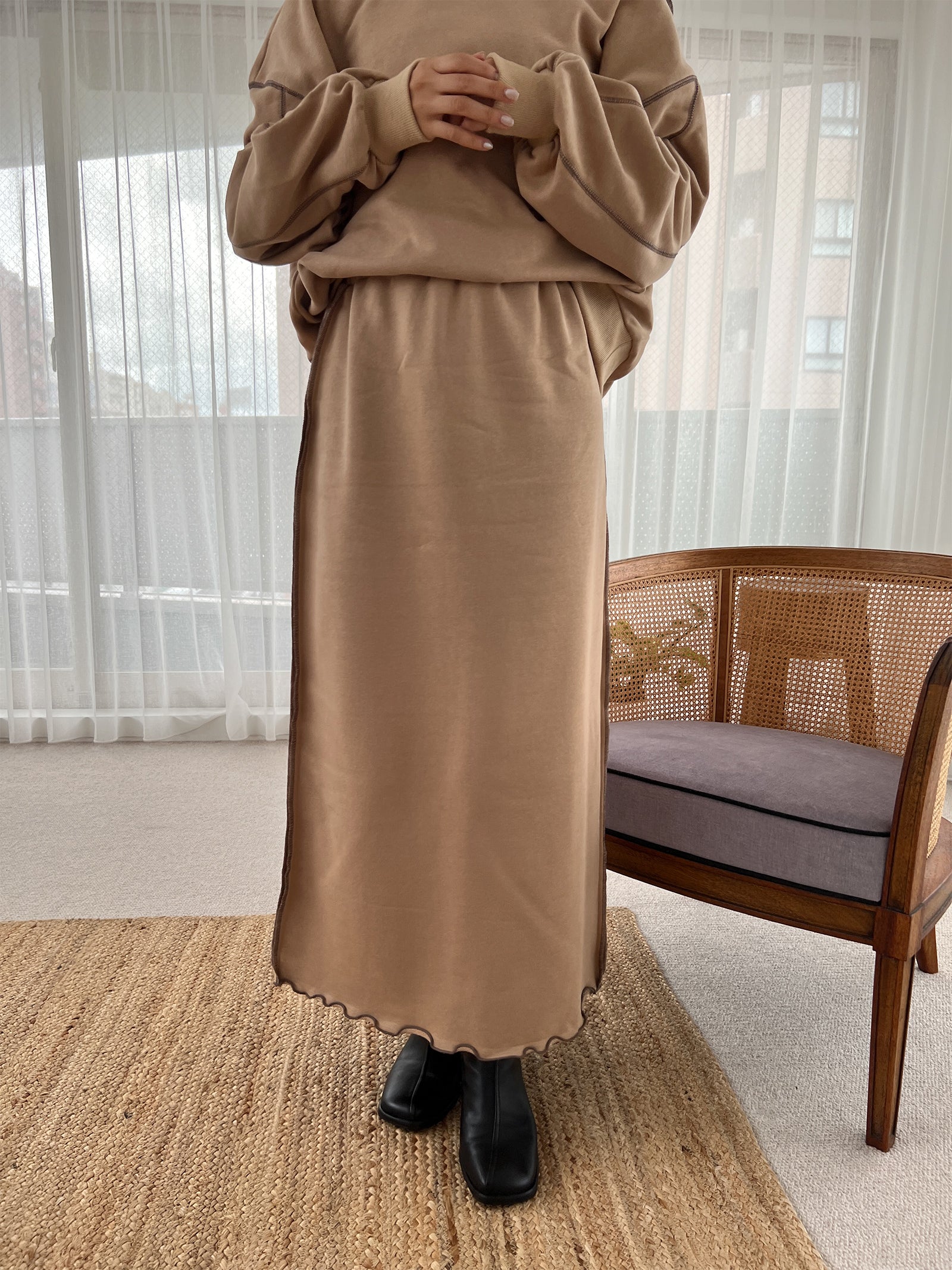 シャギーショートVネックニット