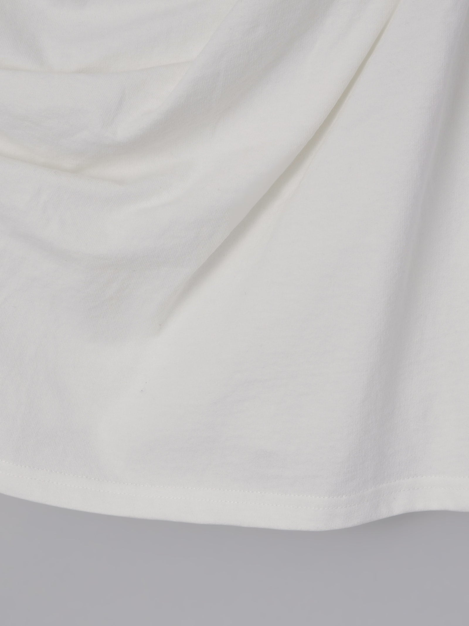 オフショルダーTシャツ