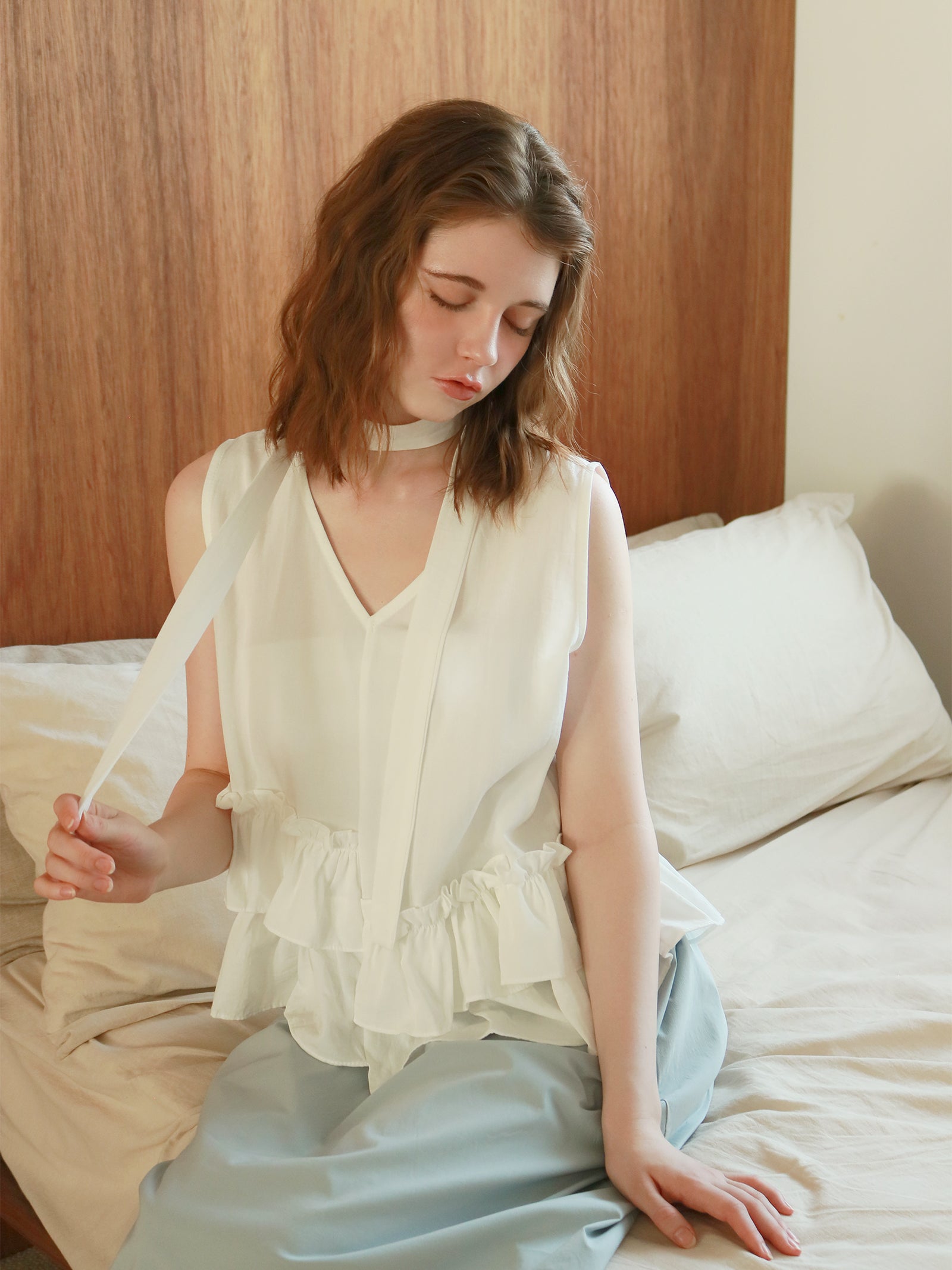 シャギーショートVネックニット