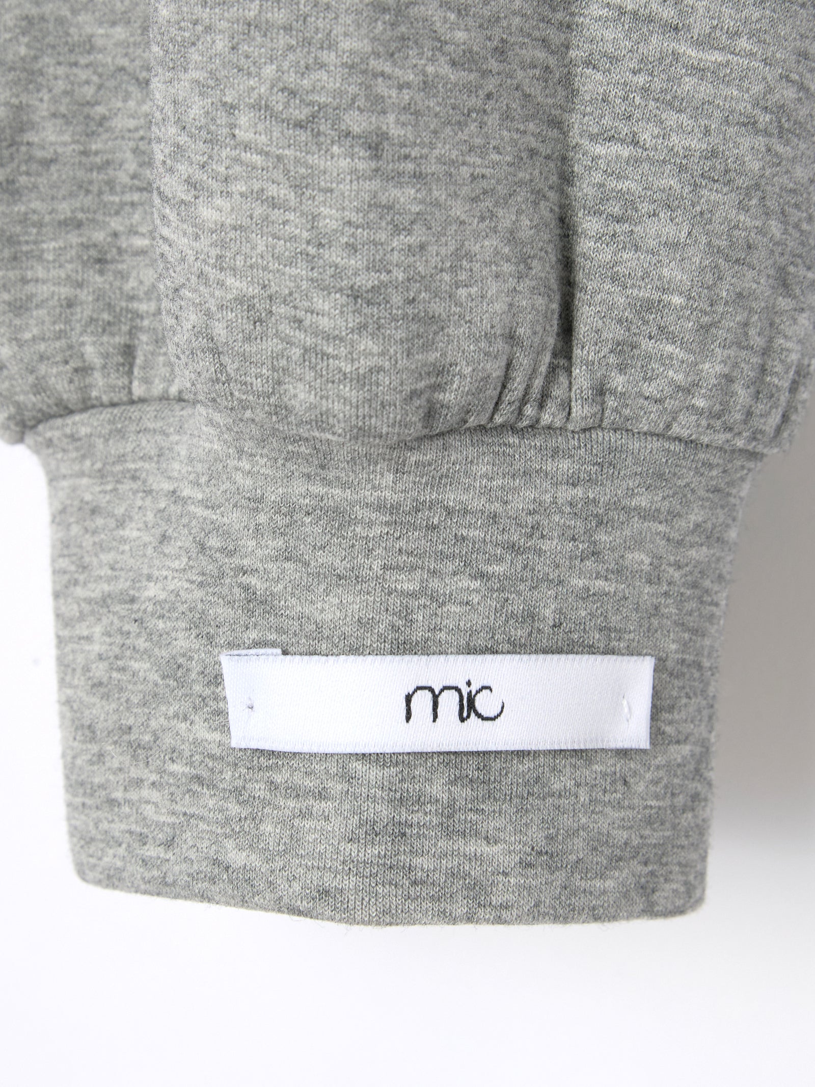 【mic】ラッフルネックスウェット