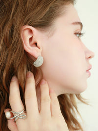 【mic】ムーンピアス