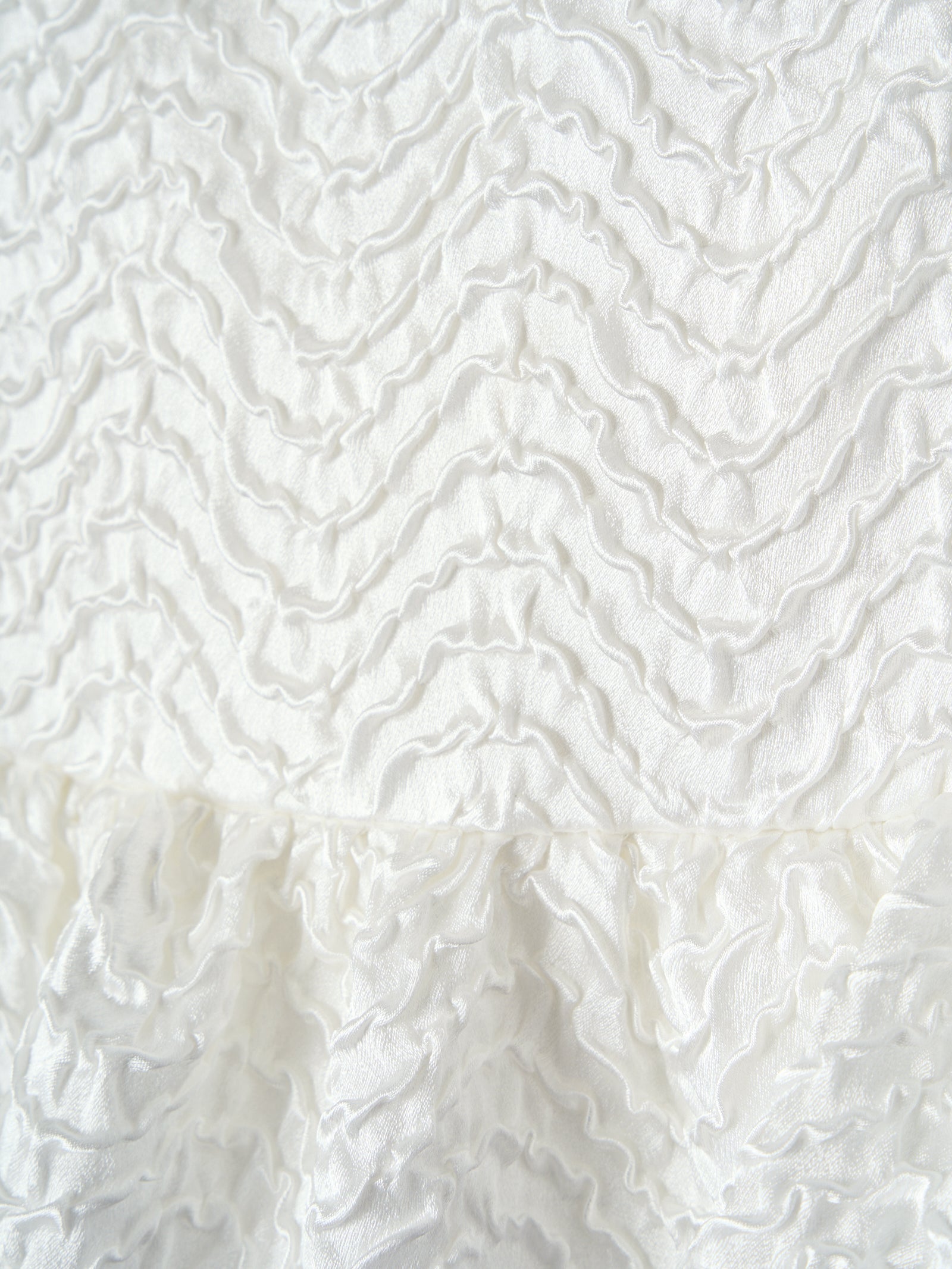 【予約】【mic】サテンパフィーワンピース【発送予定日 4月中旬~4月下旬】