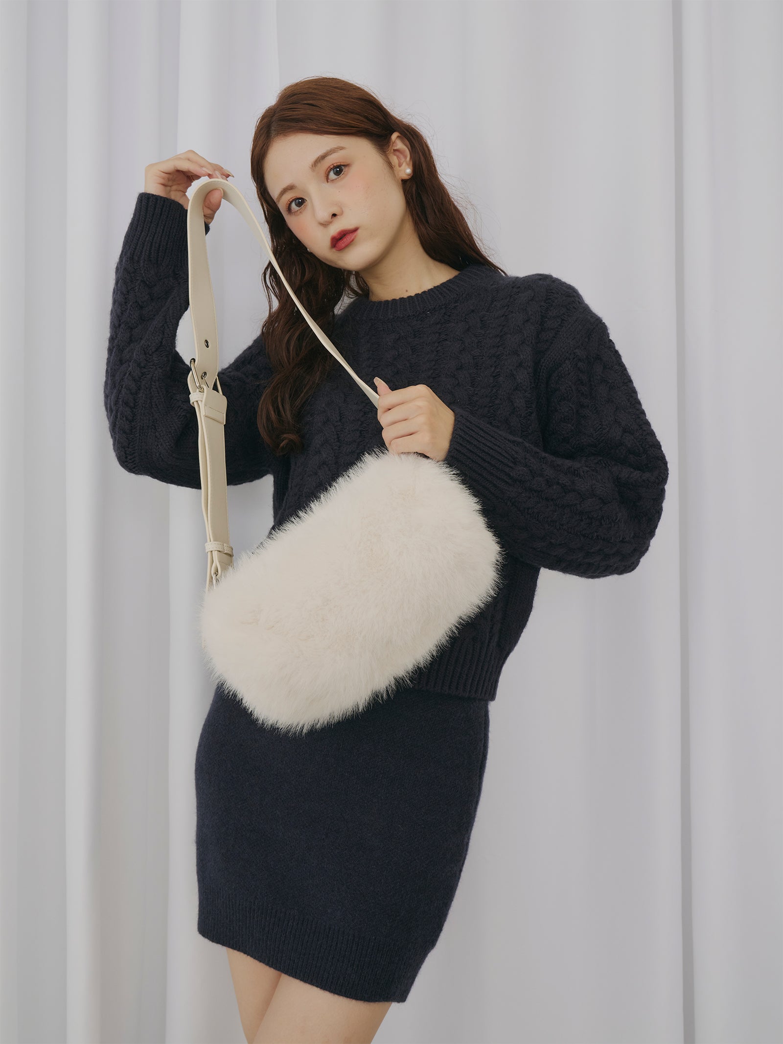 えなみだいせい‼️ AFB ファーベルト　ライトピンク AFB ファー ベルト ピンク - メルカリ