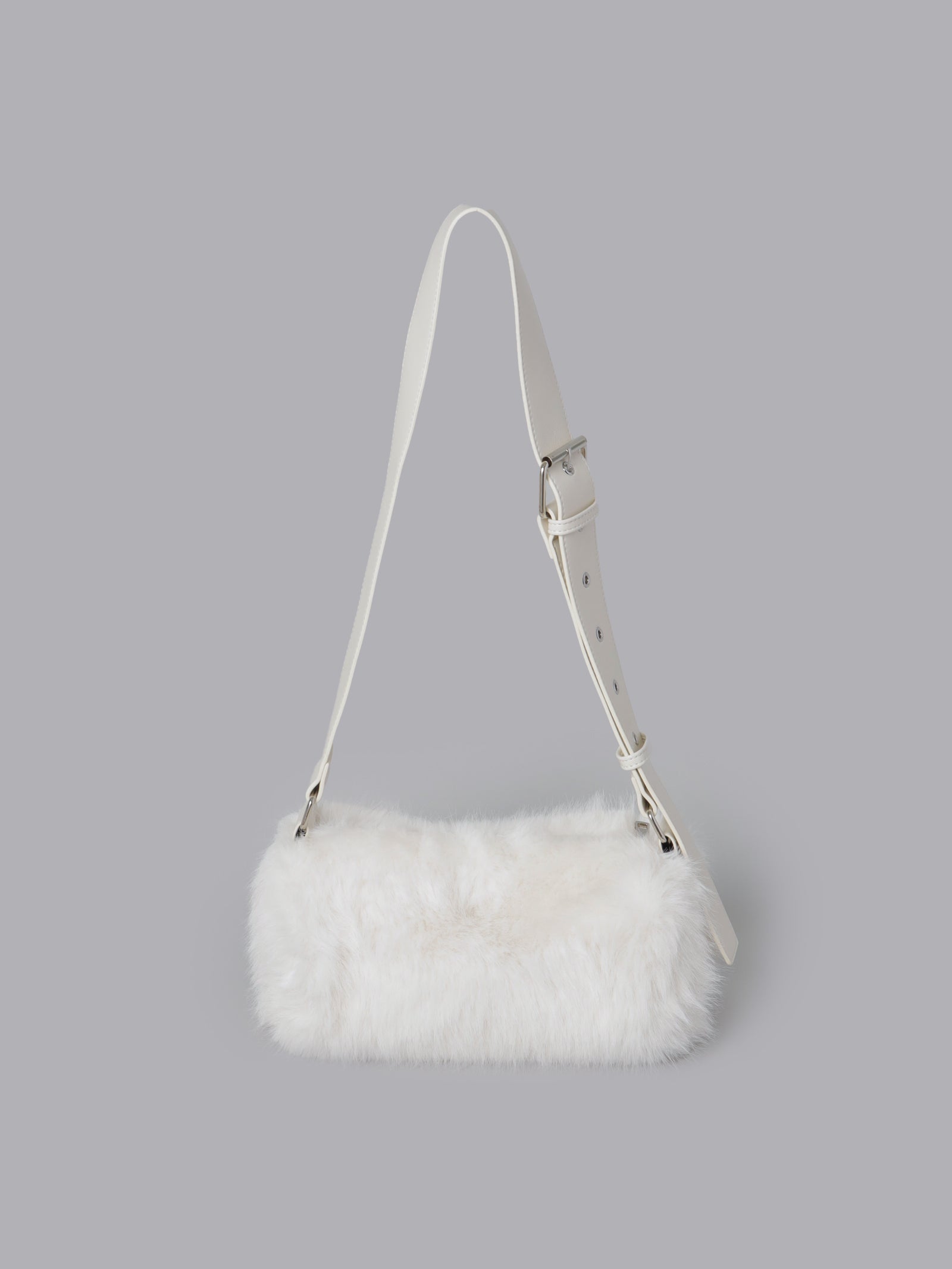 ラウンドベルトファーバッグ