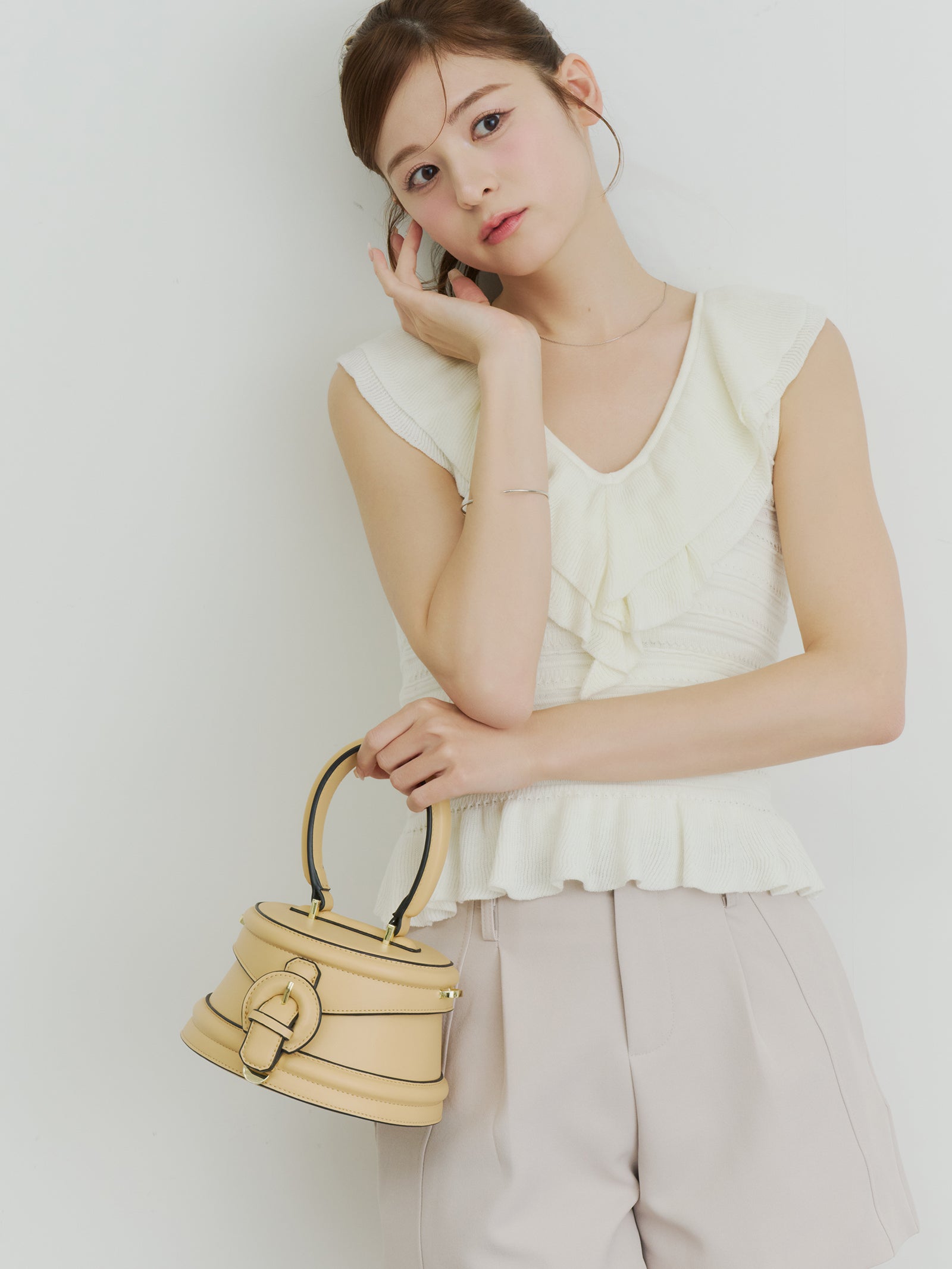 ラウンドレトロボックスバッグ