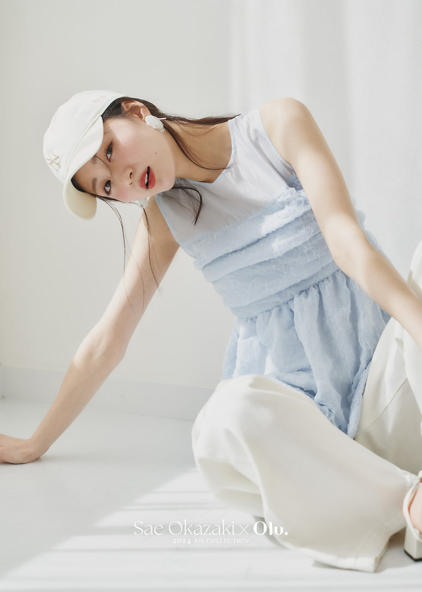 HYEON、シアージャガードブラウス、小花、ホワイト なつい