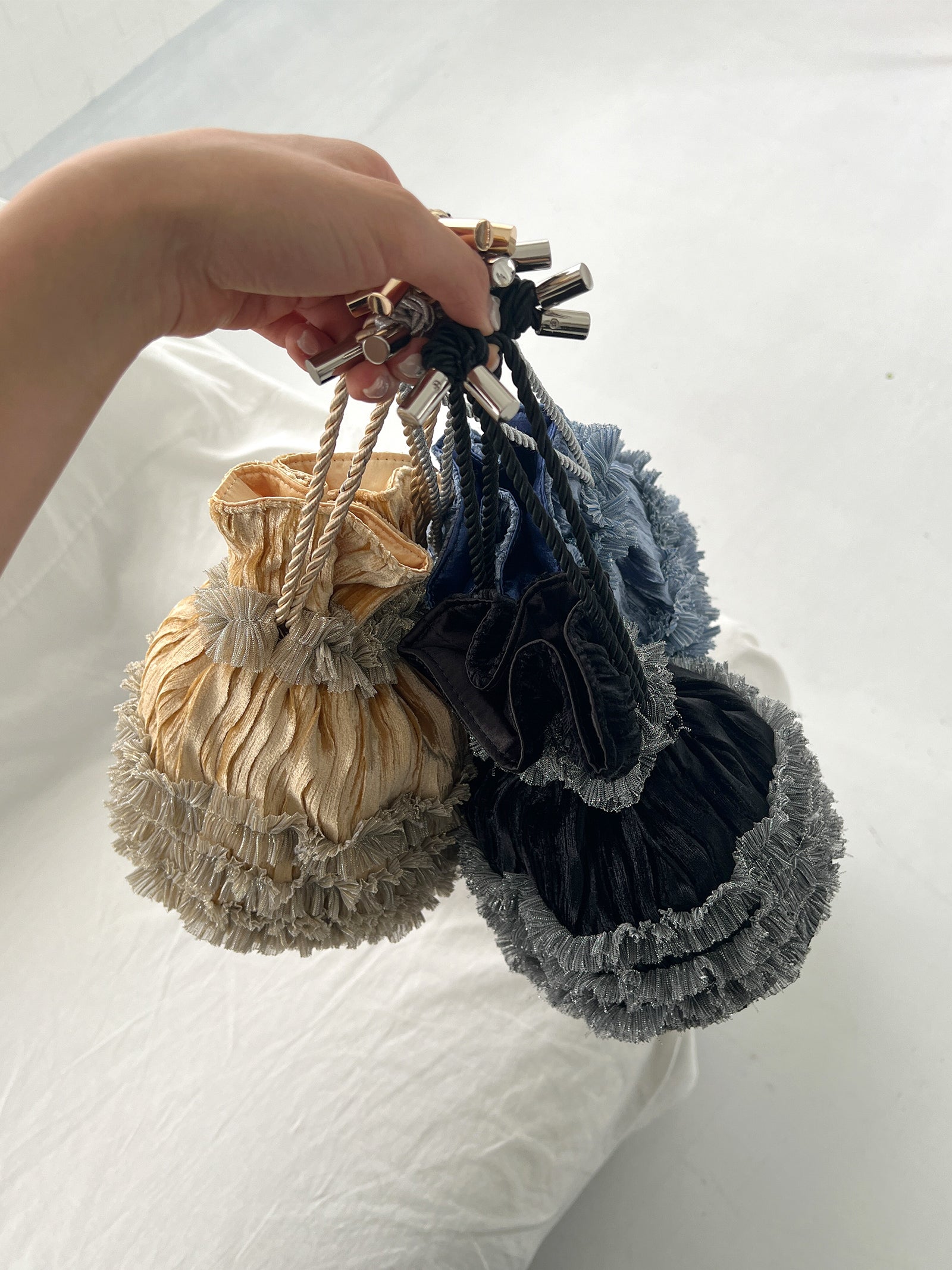 チュールバック キャセリーニ＞チュールプリント刺しゅうバッグ - ベルーナ【公式】