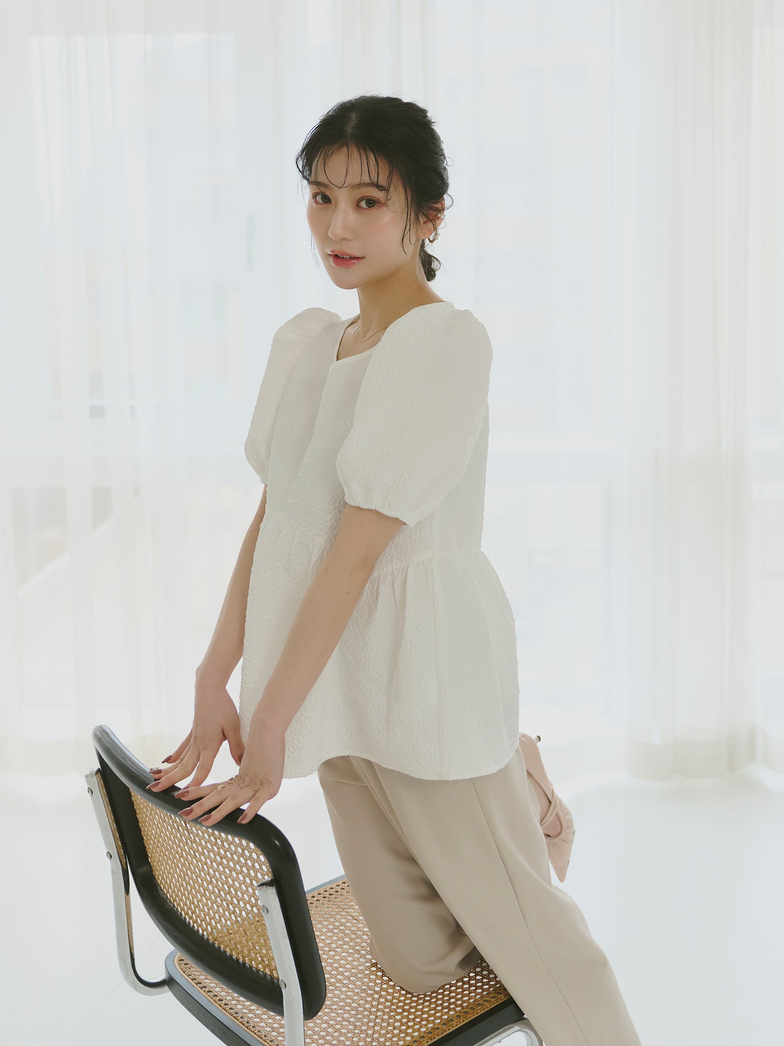 【Kanako×Olu.】ジャガードパフスリーブトップス
