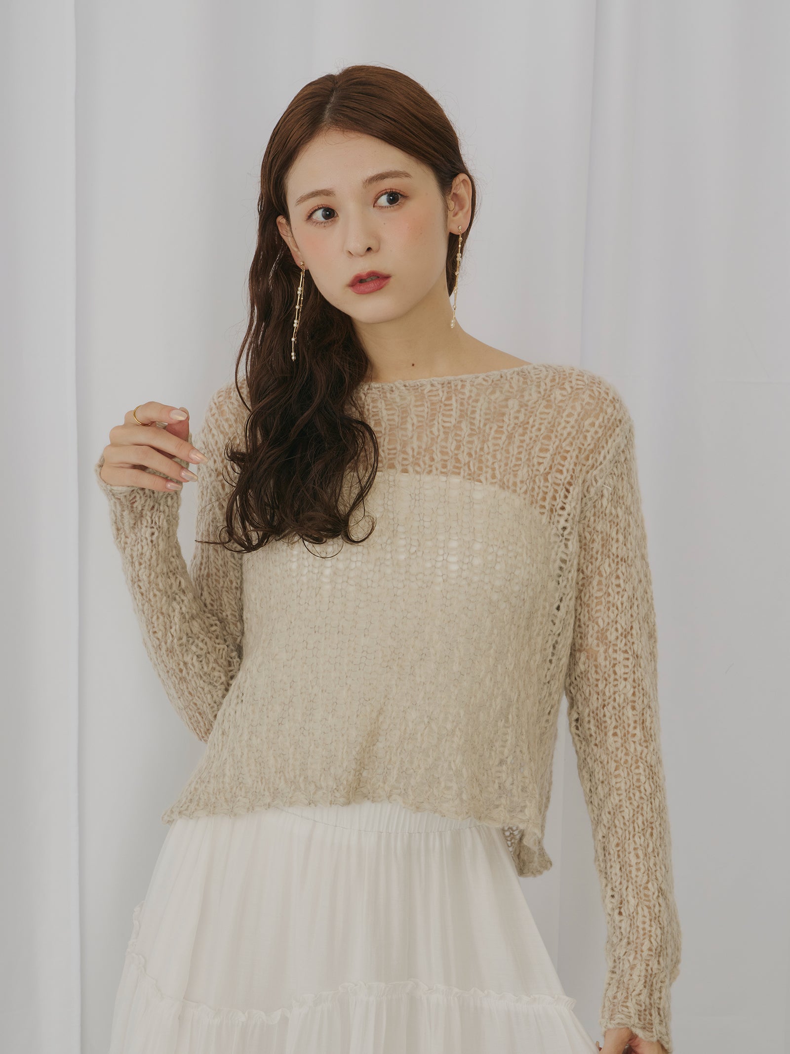 beige