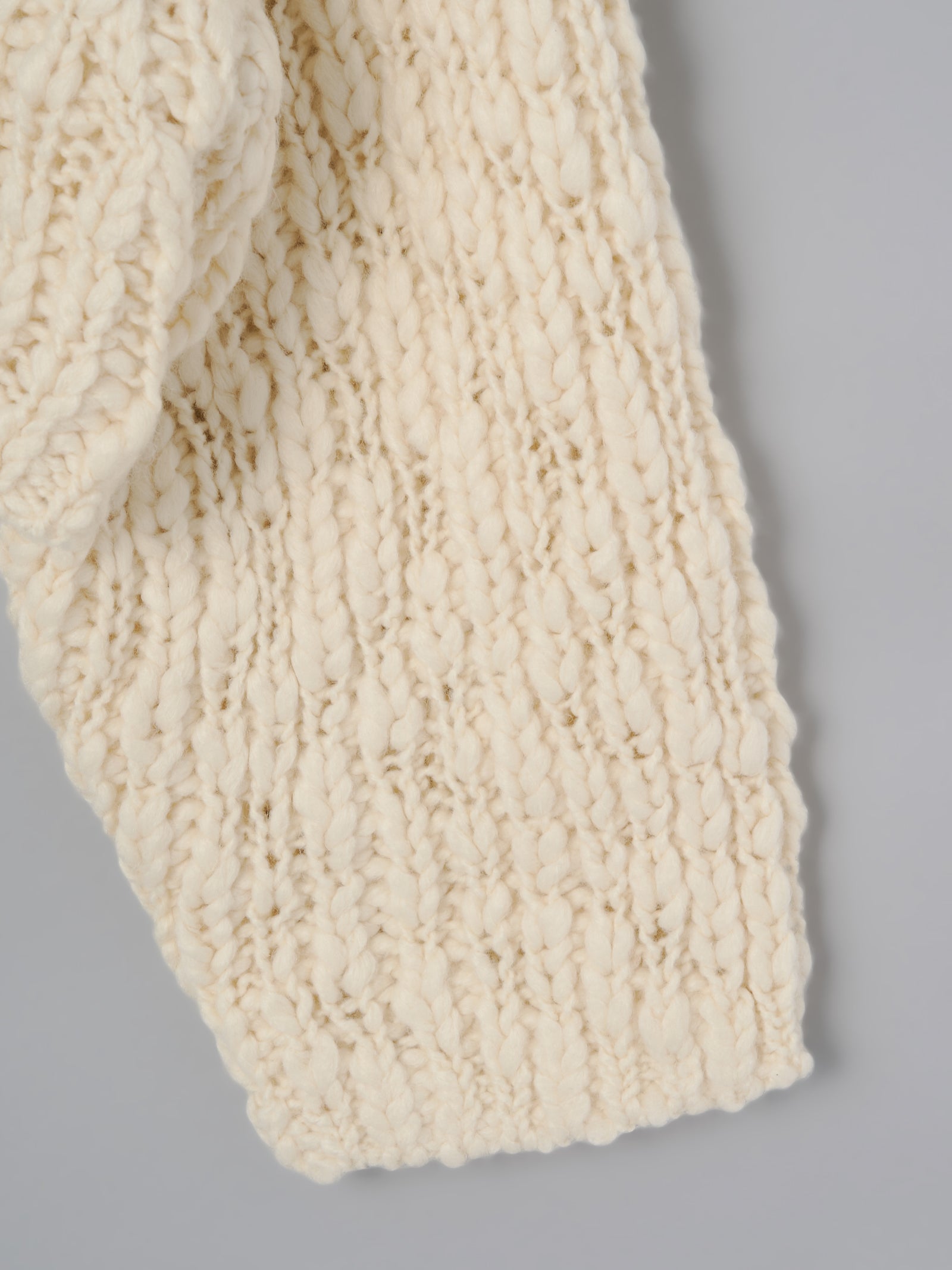 スラブニットプルオーバー