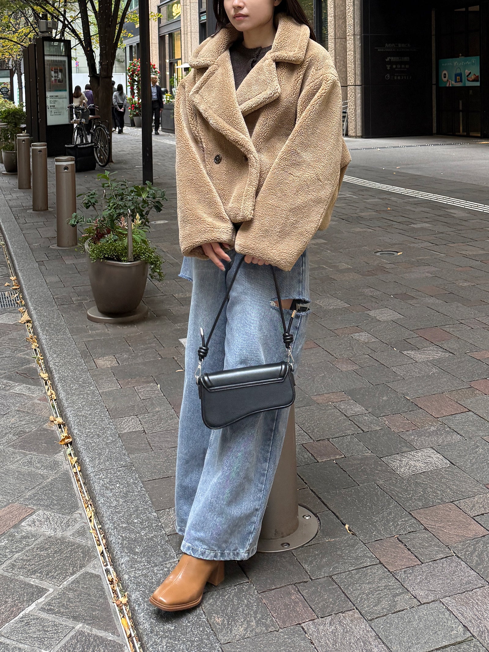 テーラードボアショートコート