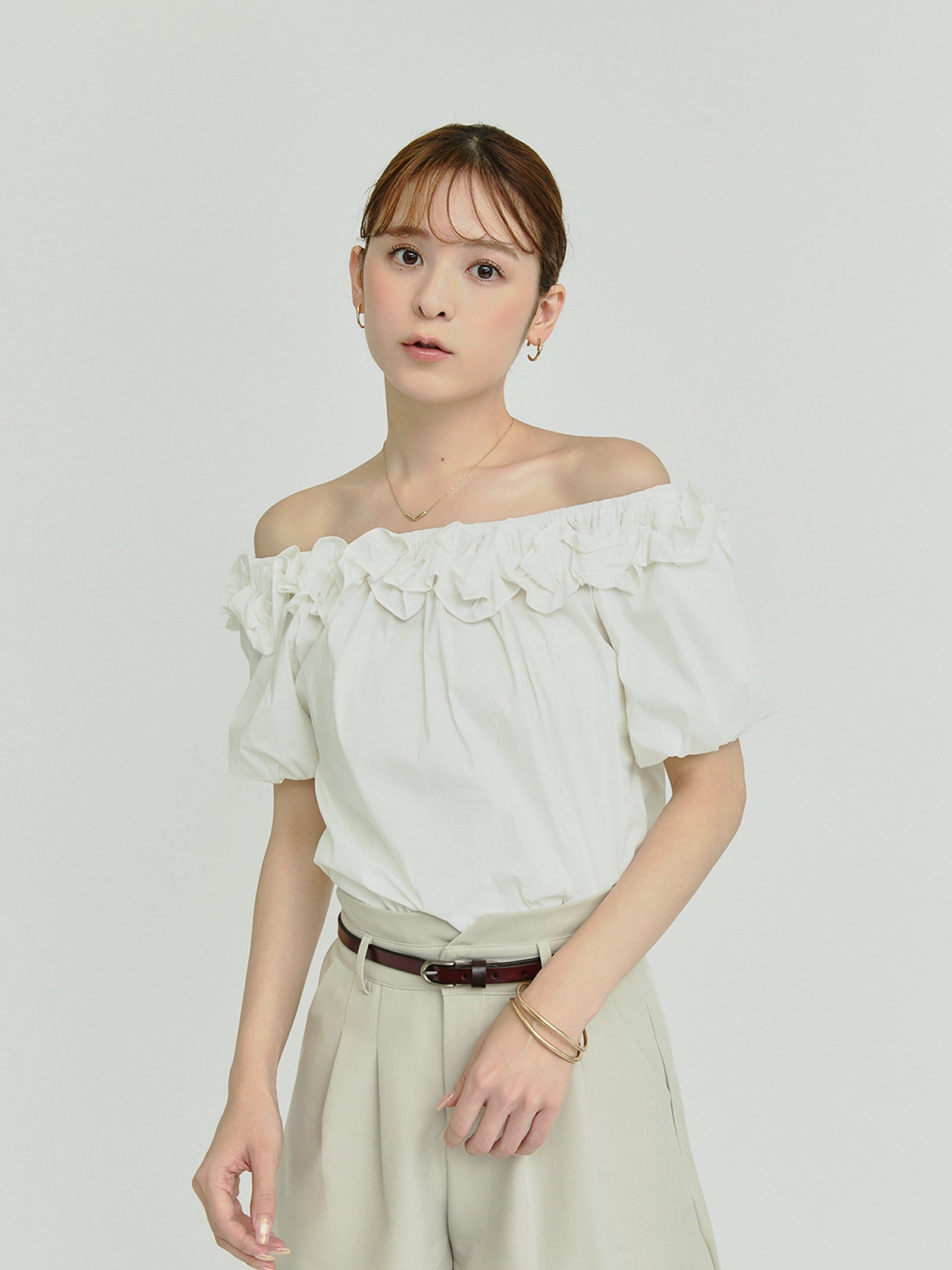 【お値下げ】PPG パーリーゲイツ 肩フリルトップス お値下げ】PPG パーリーゲイツ 肩フリルトップス