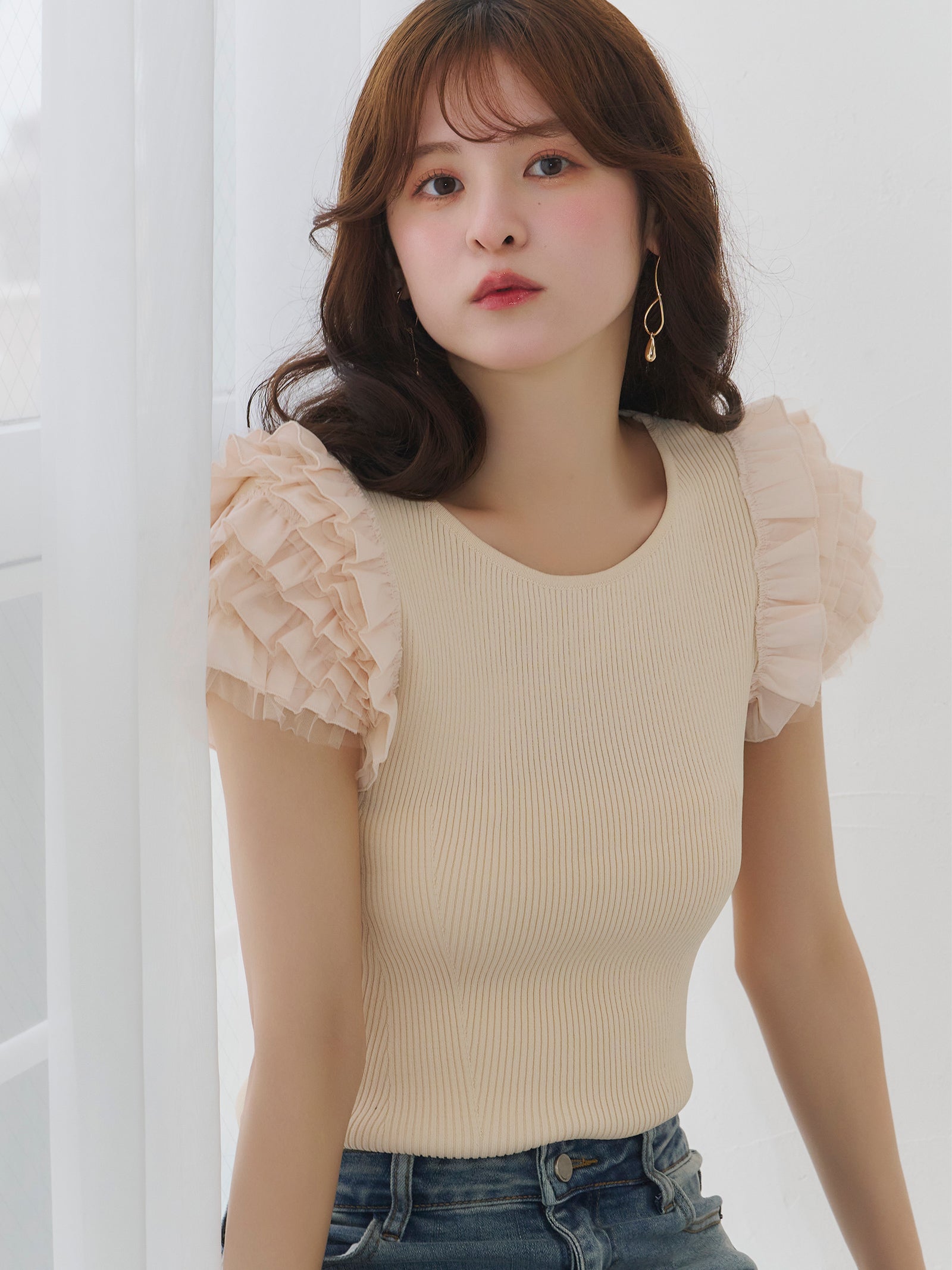 beige
