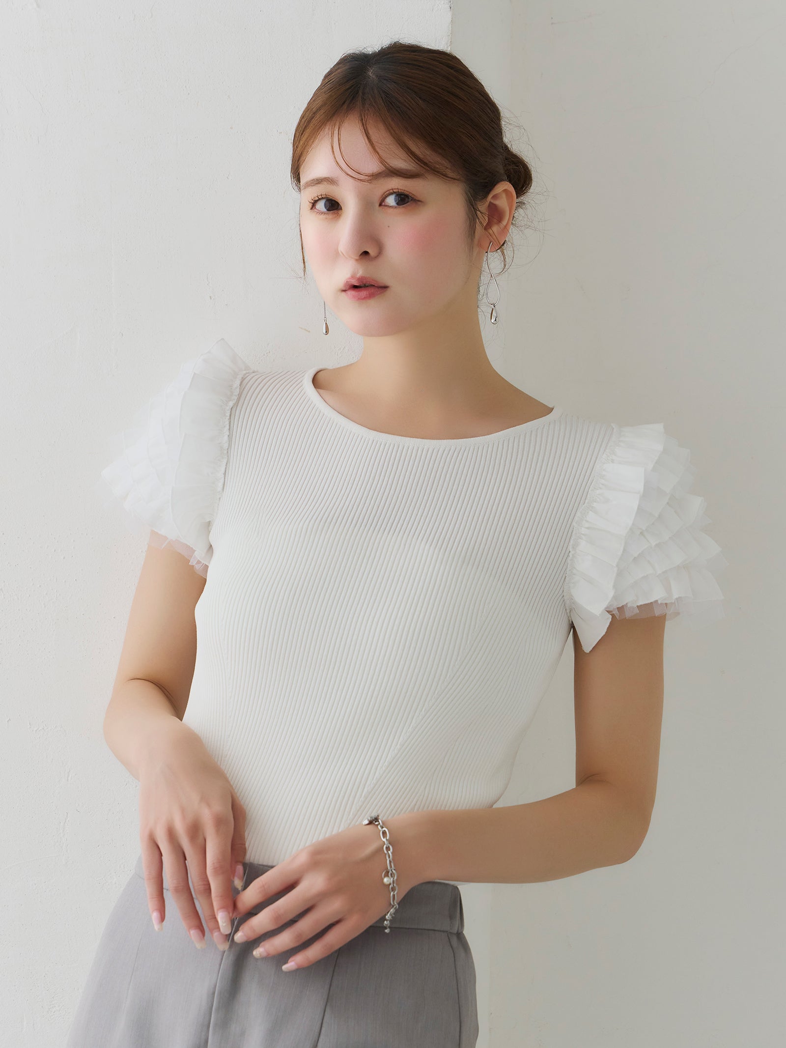 超美品☆23SS☆アナイ フリルスリーブ サマー ニット ブラウス ブラック フリルスリーブサマーニット