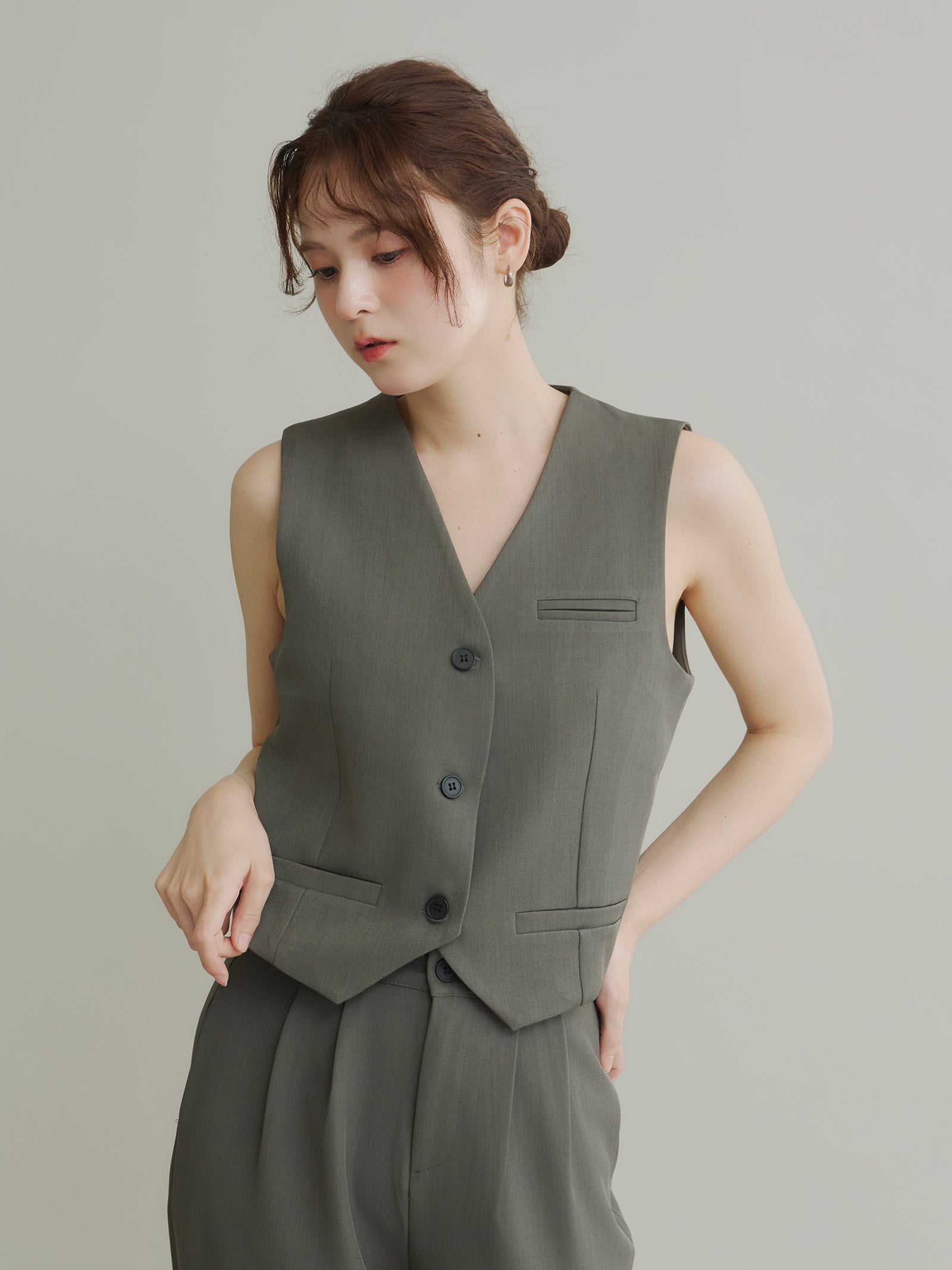 新品未使用　セレクトショップ購入　ベルト付き　グレー　ジレ SENSE OF PLACE by URBAN RESEARCH ベスト ジレ 「UR TECH