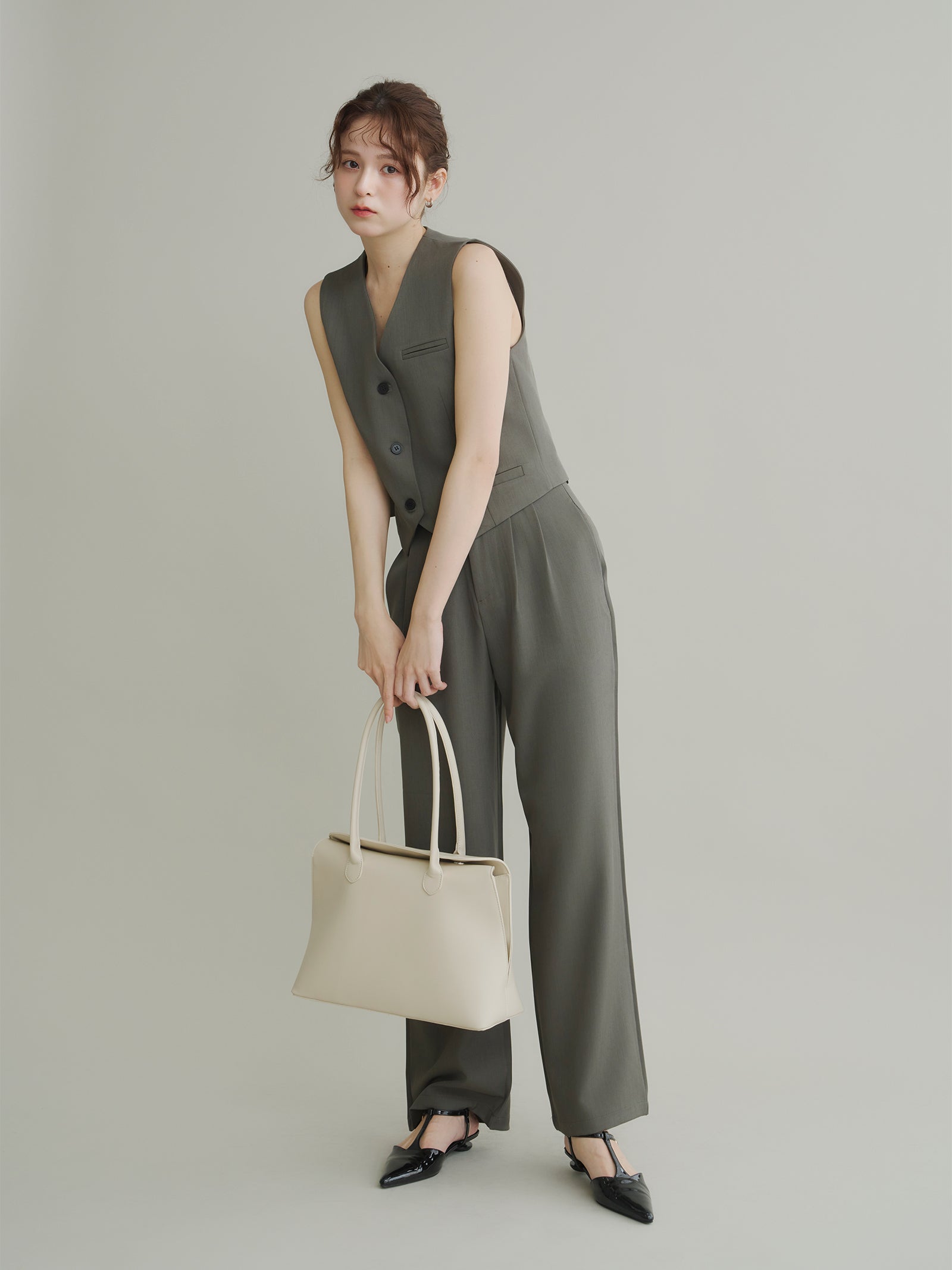 2SET / 5%OFF】コンパクトジレ+ツータックスラックス