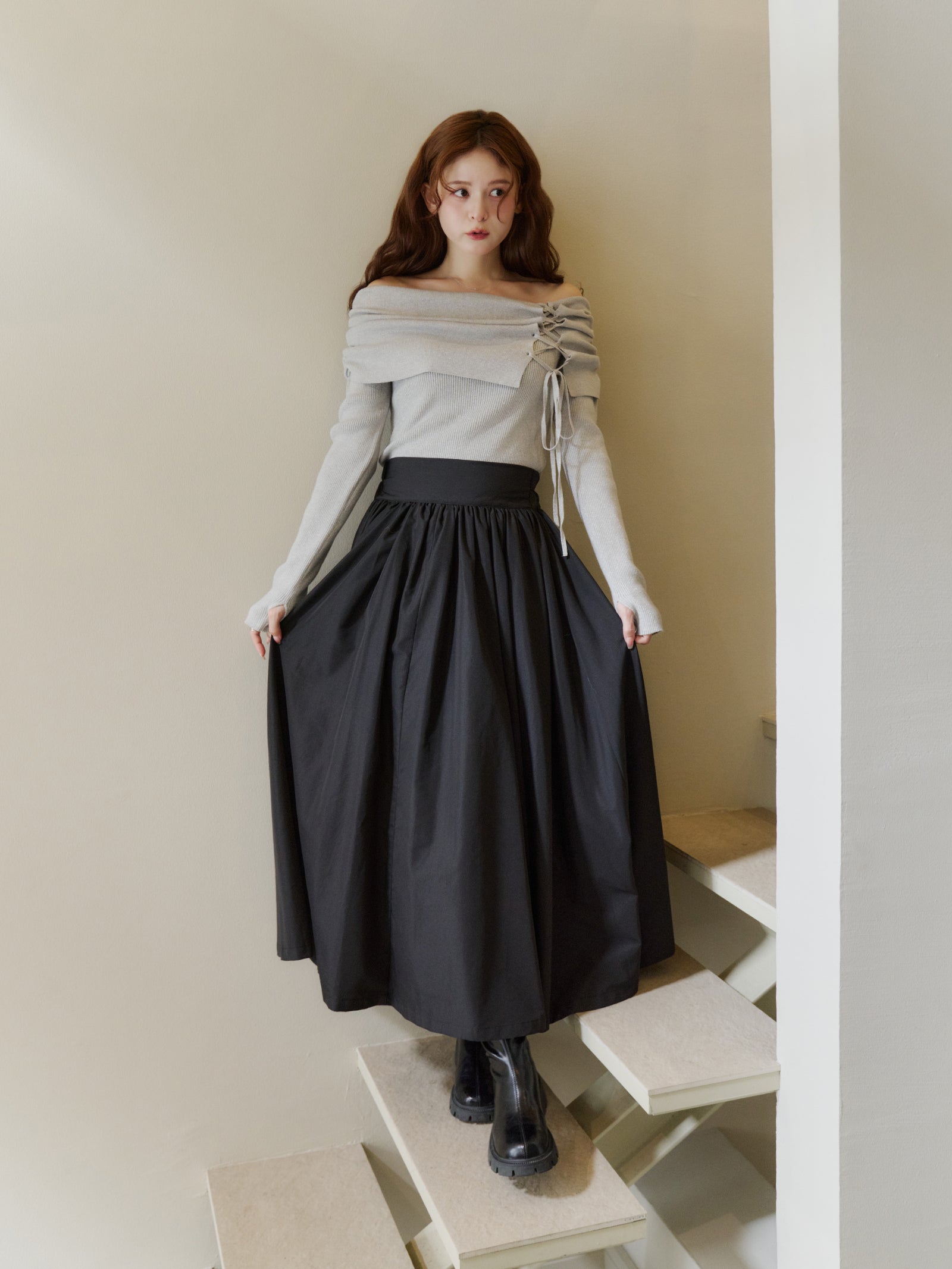 オフショルダーリボンラメニット