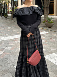 バルーンドッキングフリルニット