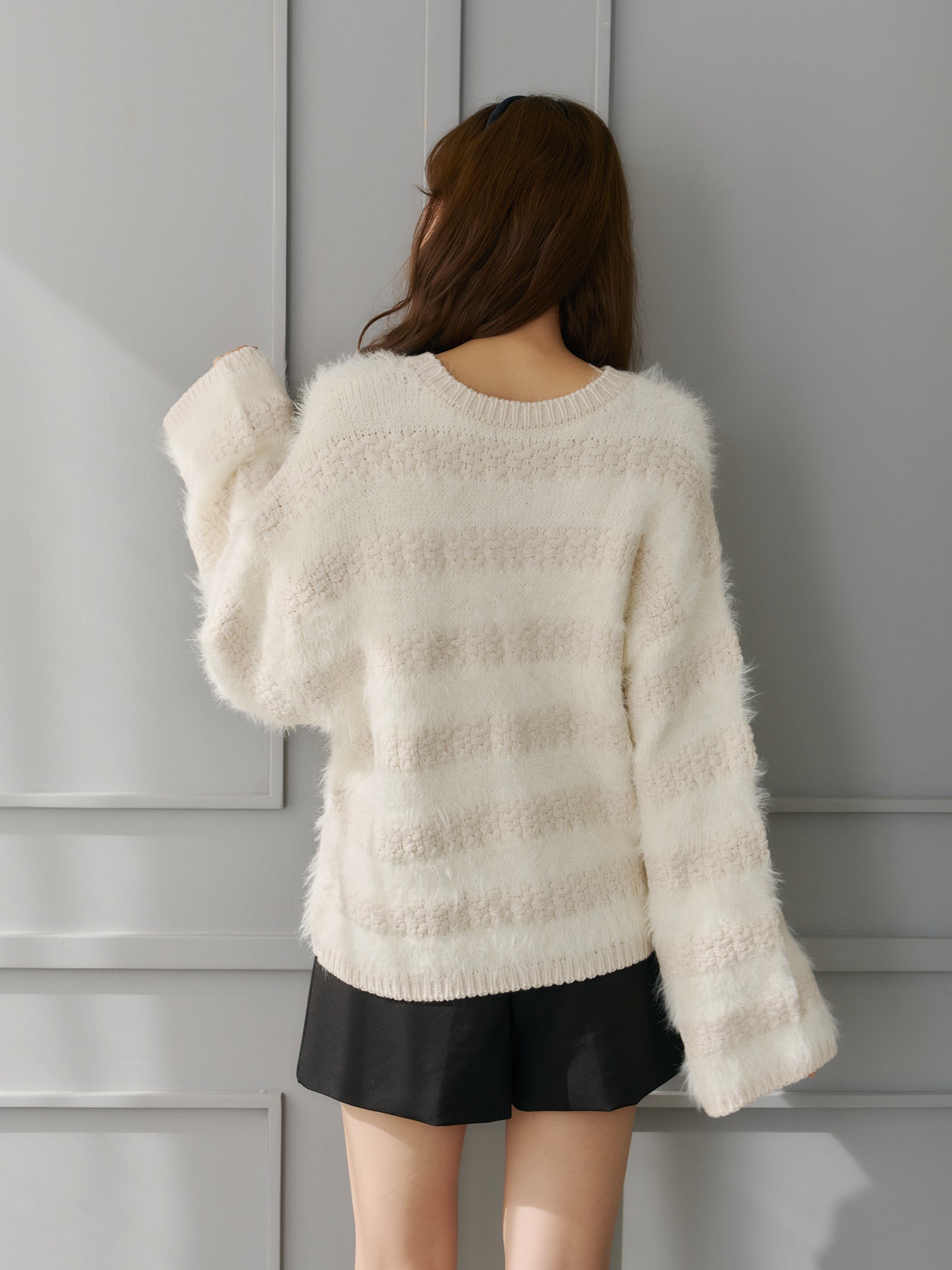 ロングフェザープルオーバー