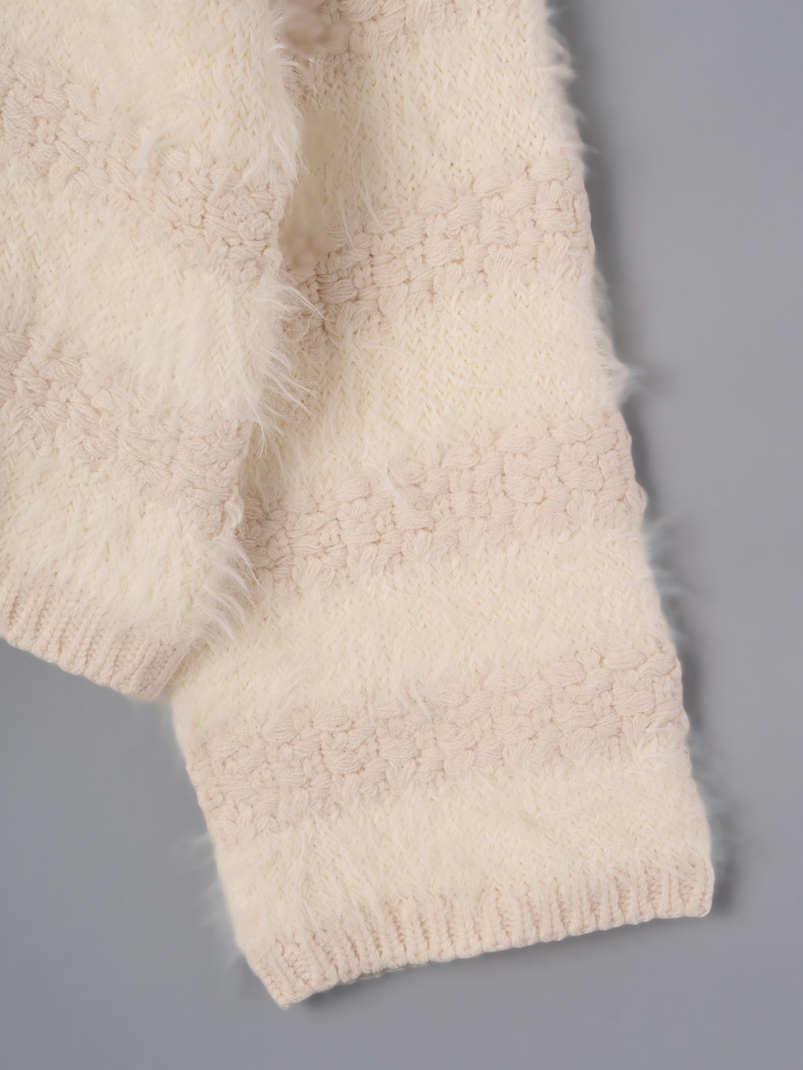 ロングフェザープルオーバー