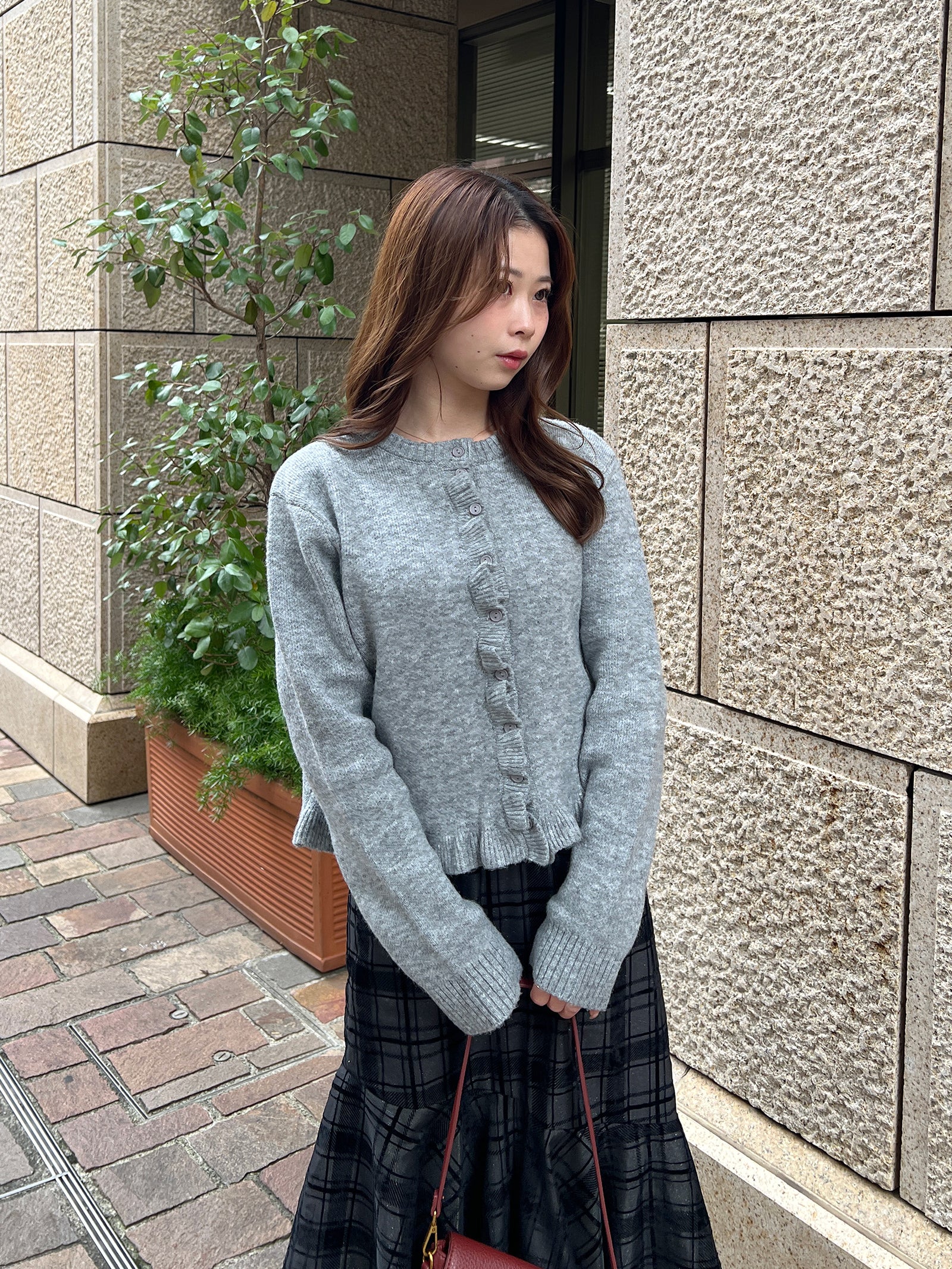 フリルニットカーディガン