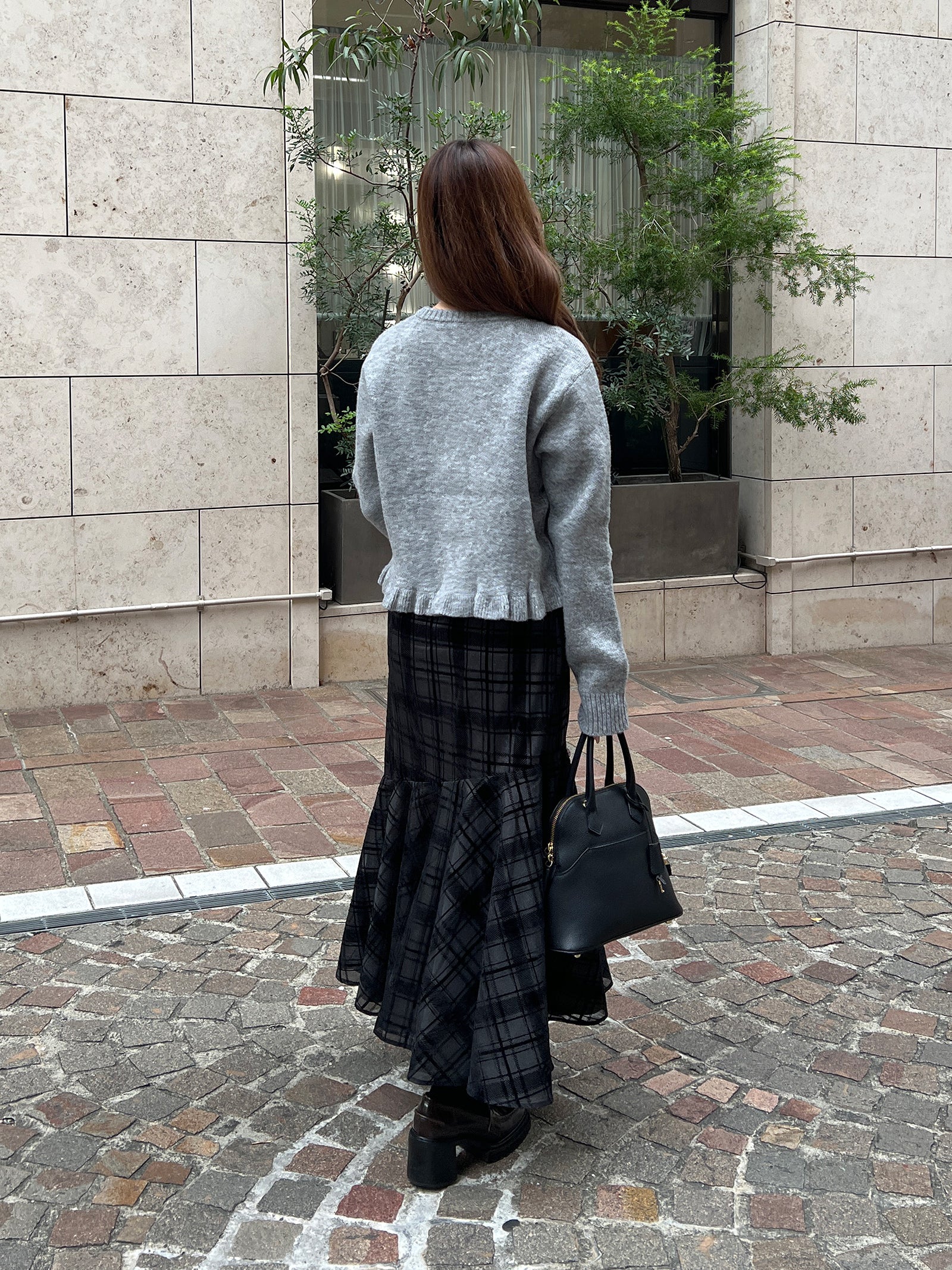 フリルニットカーディガン