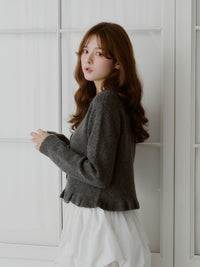 フリルニットカーディガン