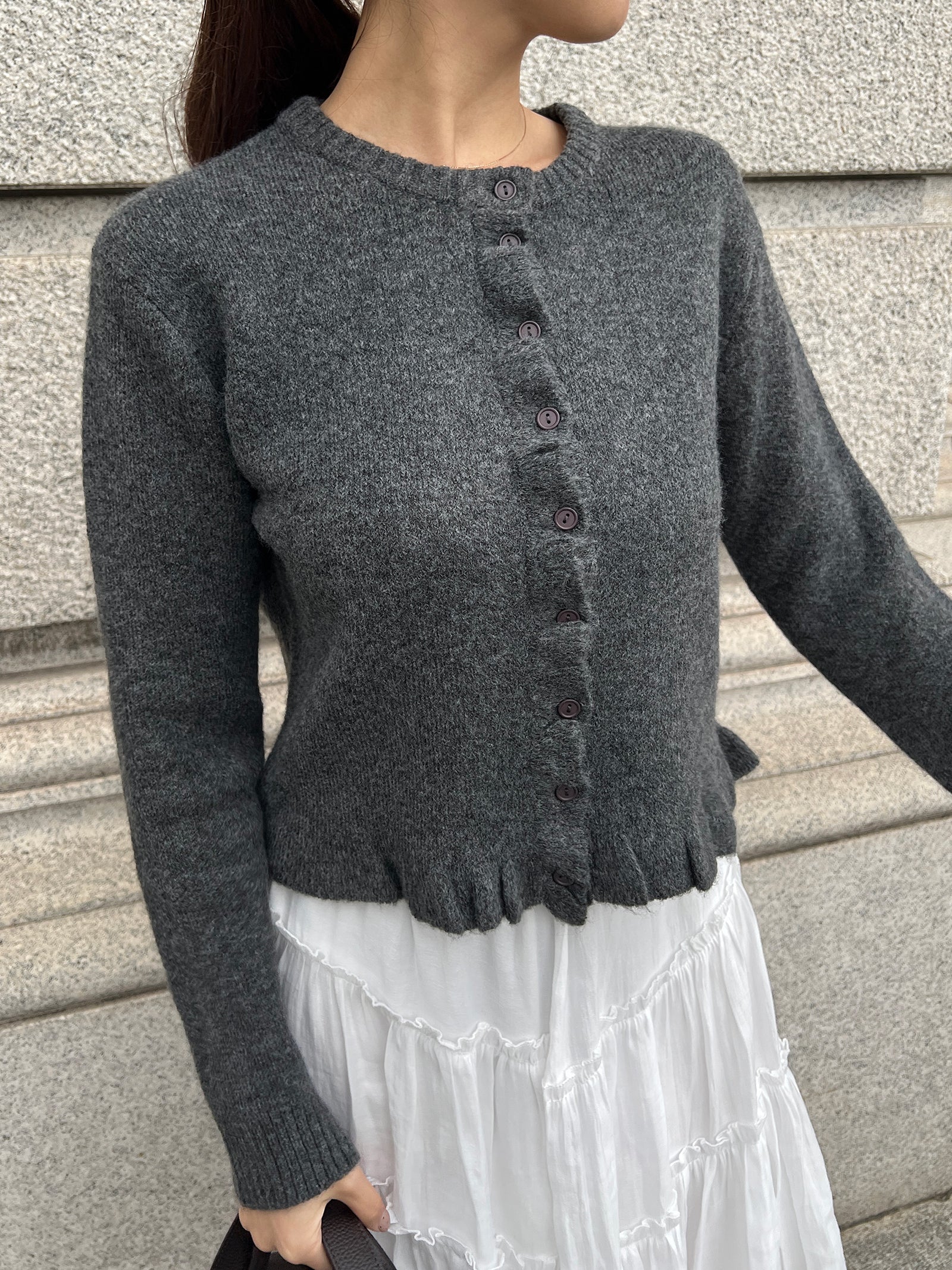 シャギーショートVネックニット