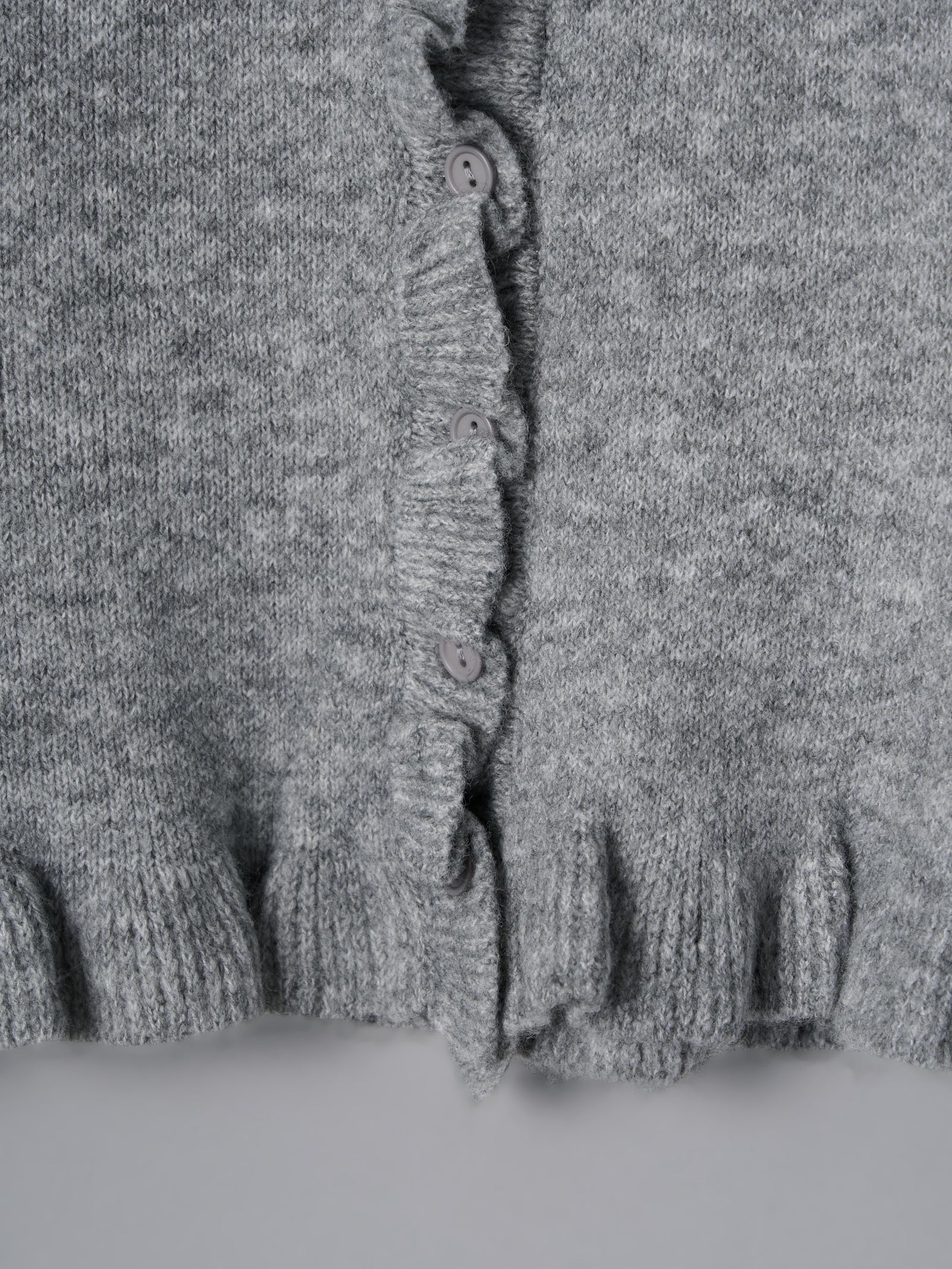 フリルニットカーディガン