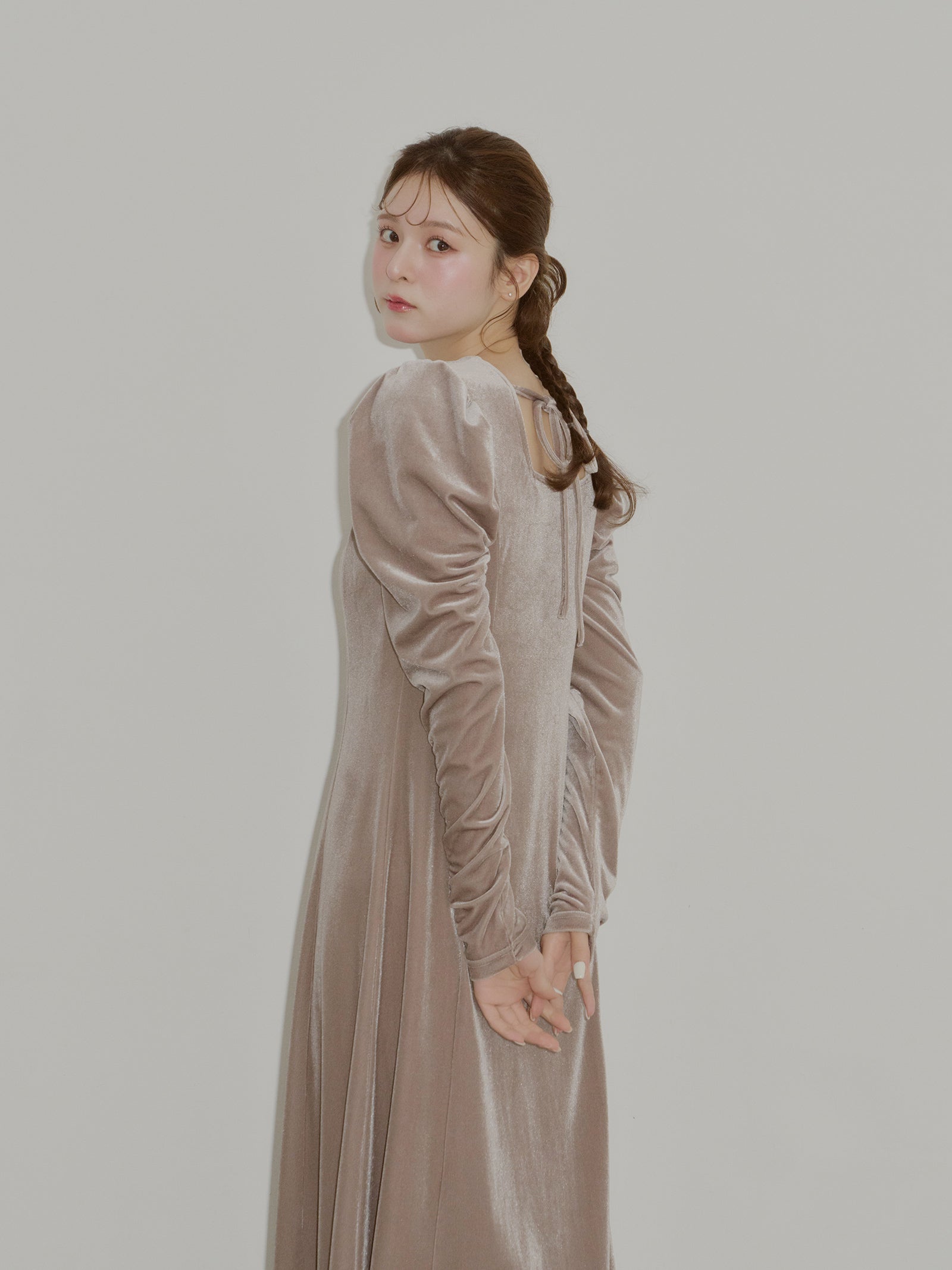 フロントギャザーベロアワンピース