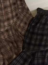 アシンメトリーチェックラメスカート