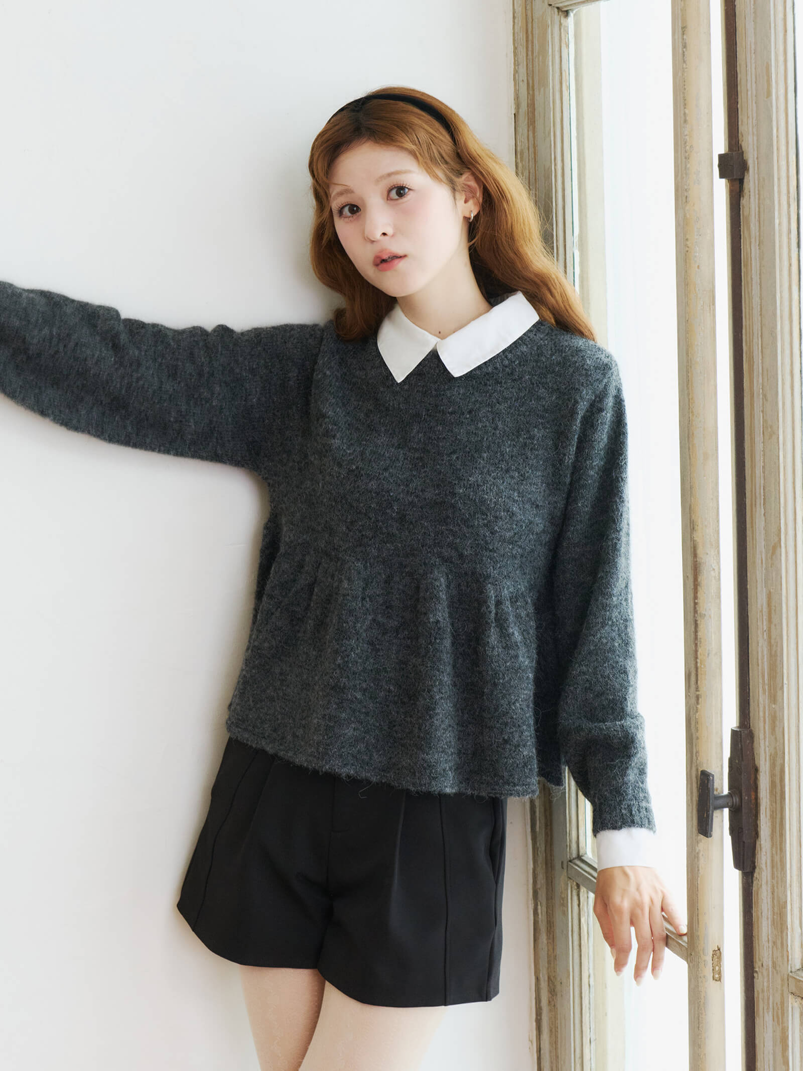 gray×white