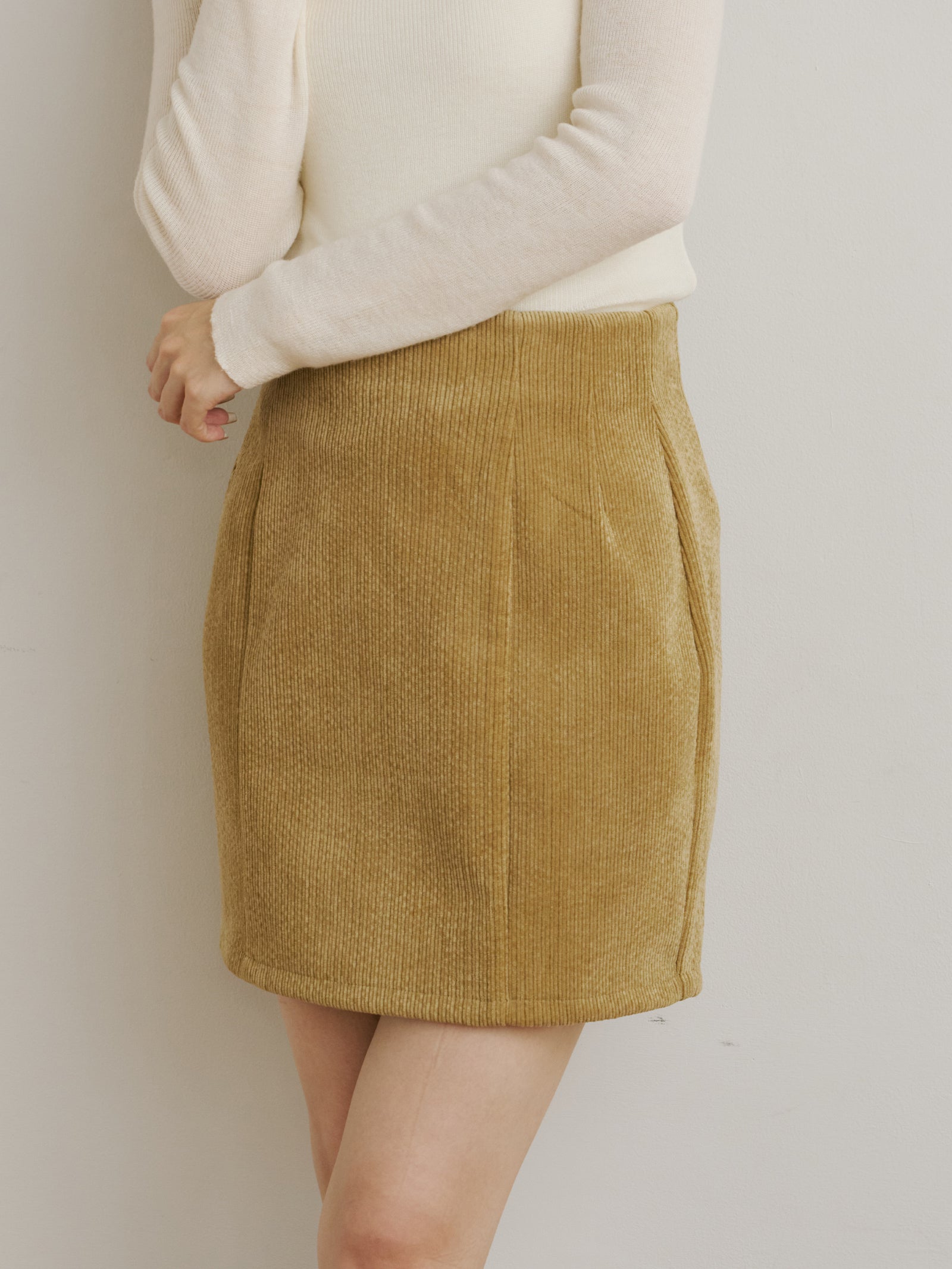 シャギーショートVネックニット