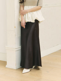 ルミナスサテンライクスカート