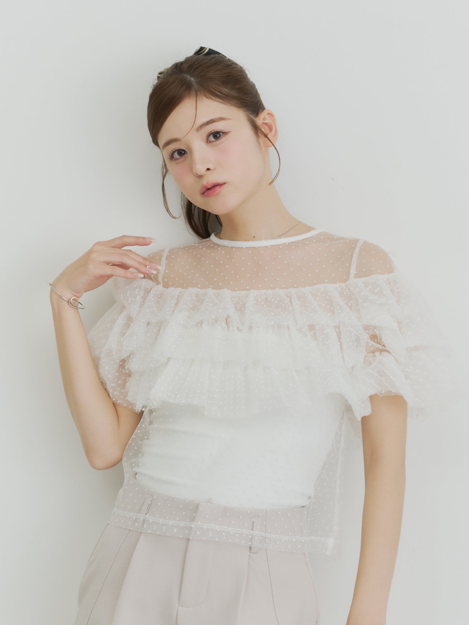 シャギーショートVネックニット