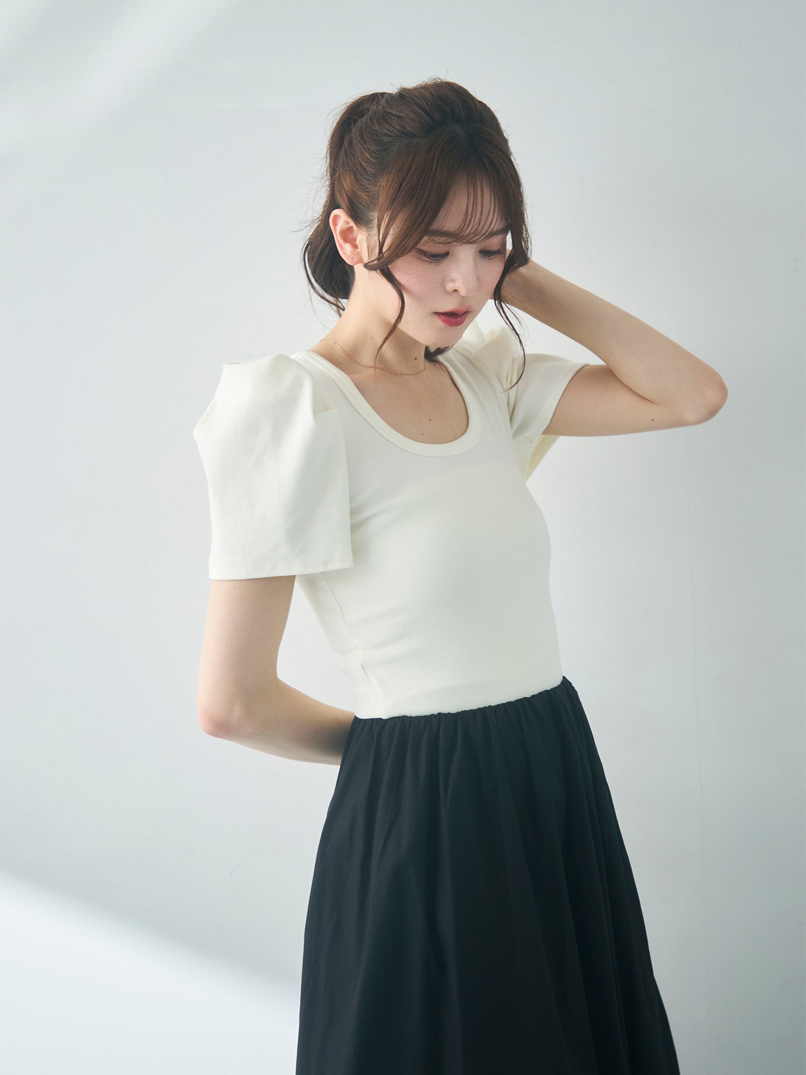 ODAKHA editforlulu パフスリーブ トップス black EDIT. FOR LULU（エディットフォールル）の「フラワーモチーフ