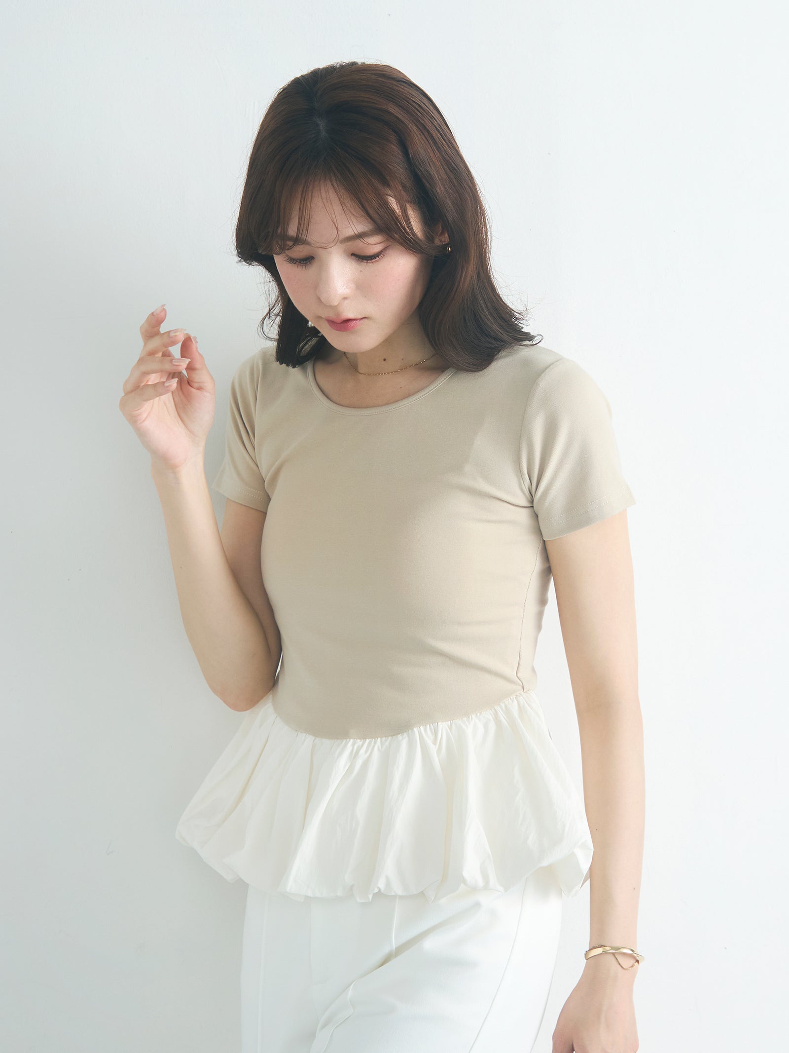 ペプラムバルーントップス