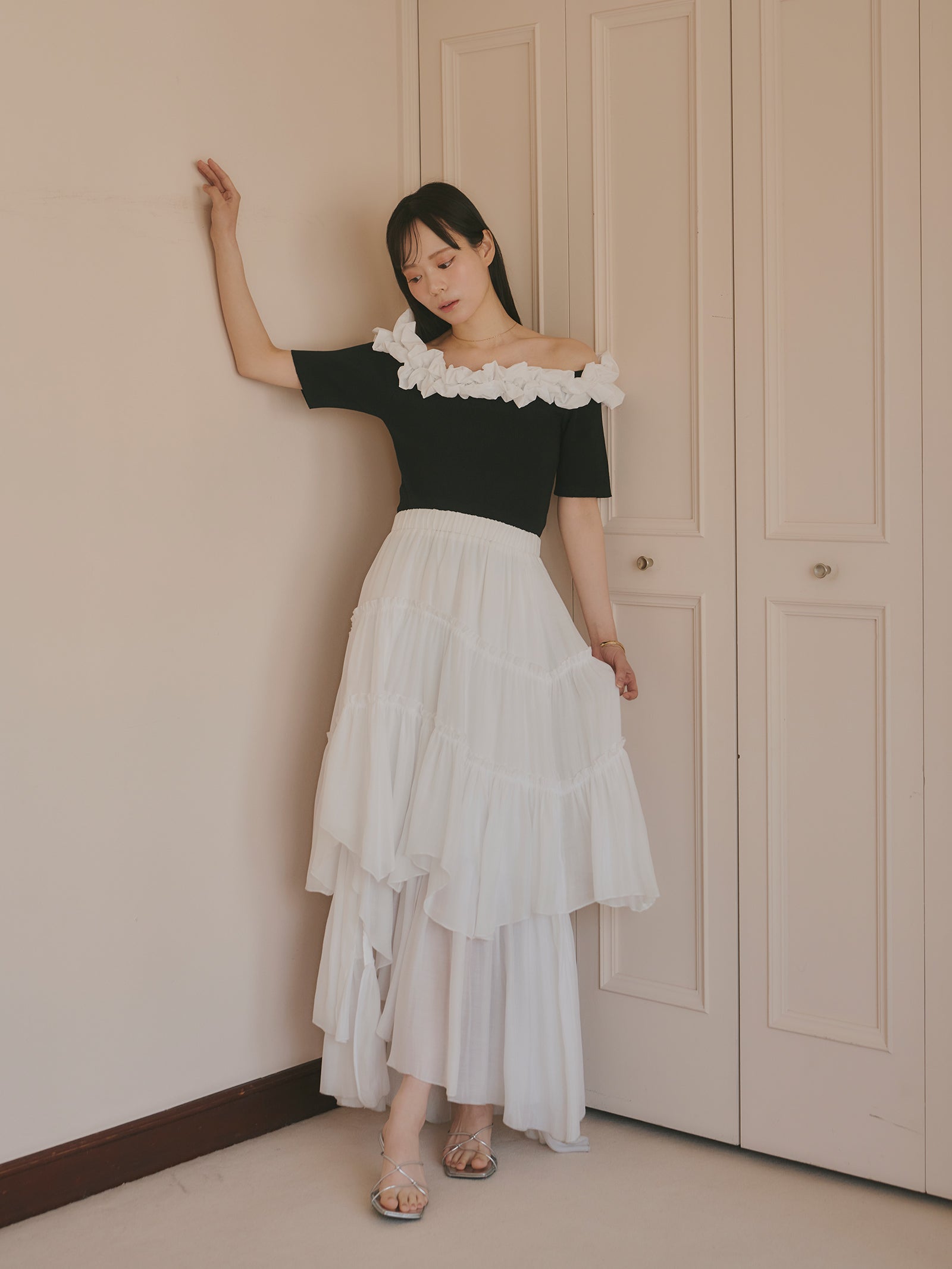 フリルオフショルダーサマーニット