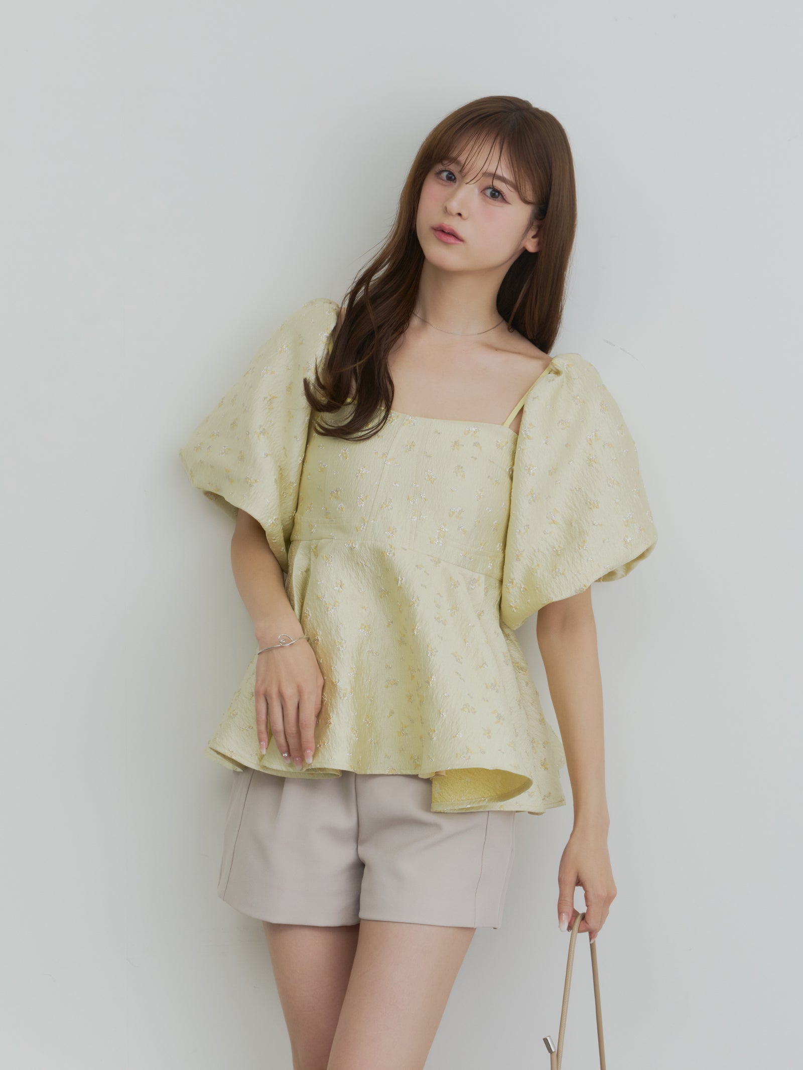 【予約】フラワージャガードペプラムビスチェ【発送予定日 4月上旬〜4月中旬】