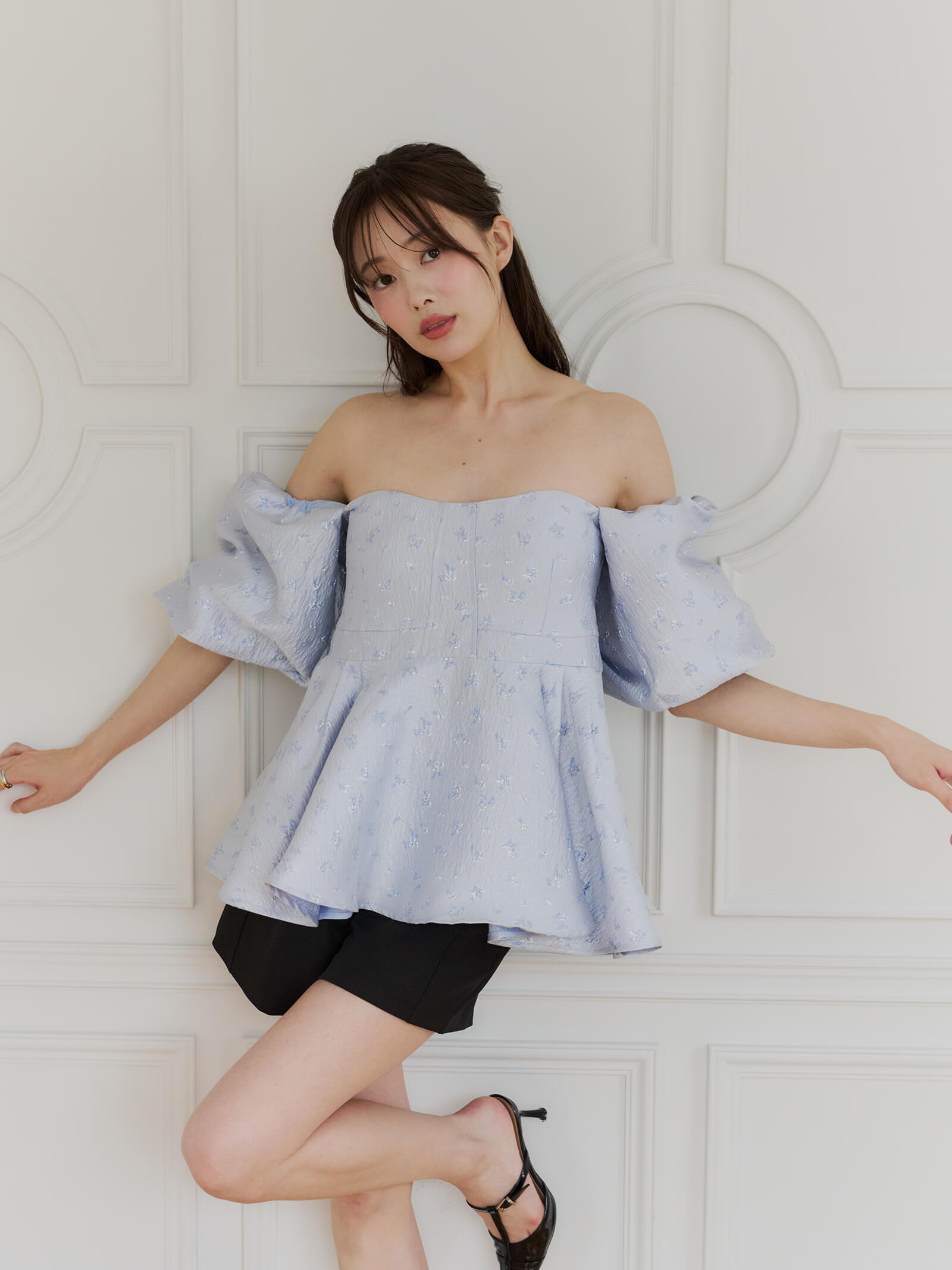 olu. フラワージャガードペプラムトップス　ブルー フラワージャガードペプラムビスチェ