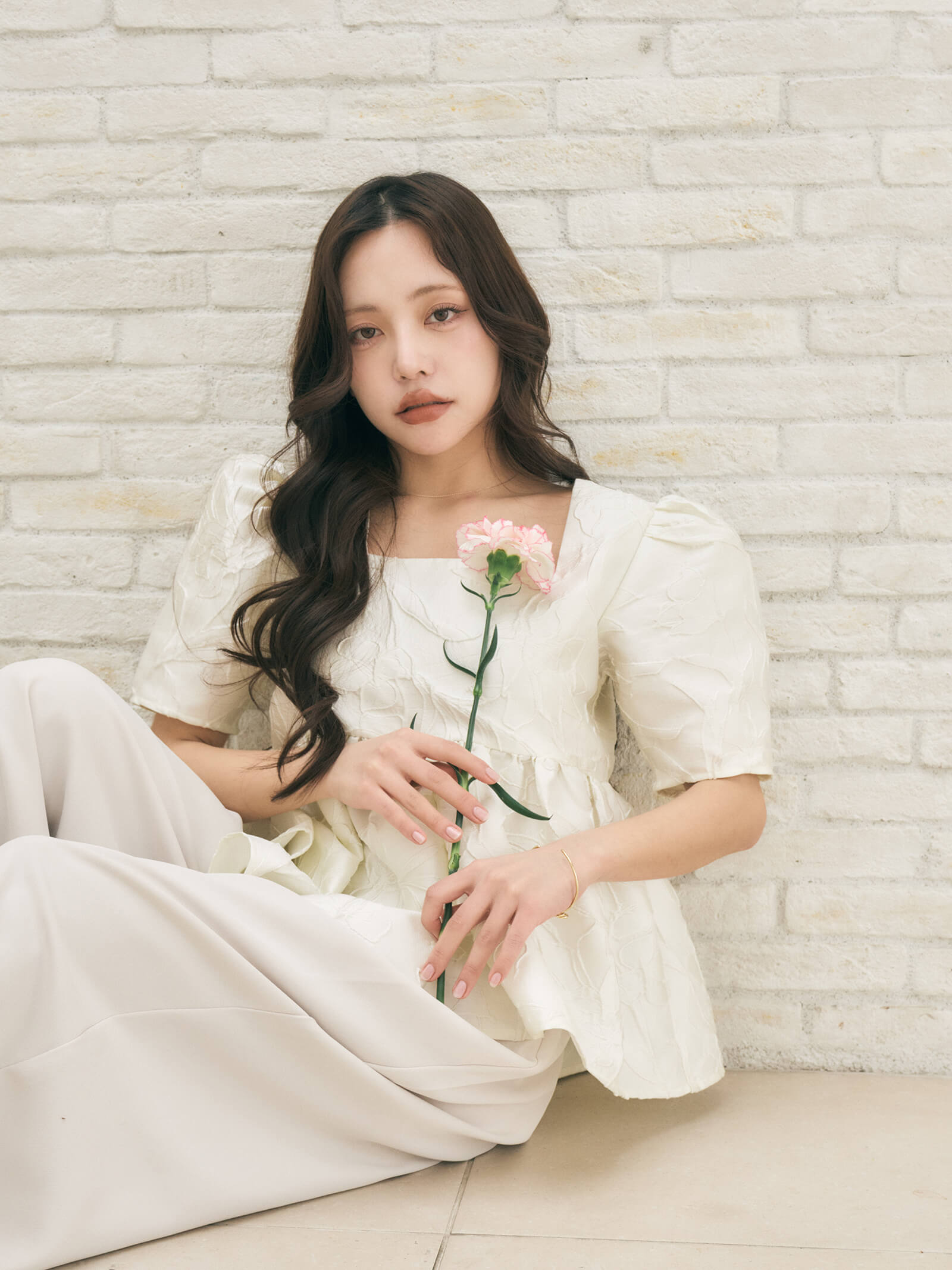 スクエアネックジャガードペプラムブラウス