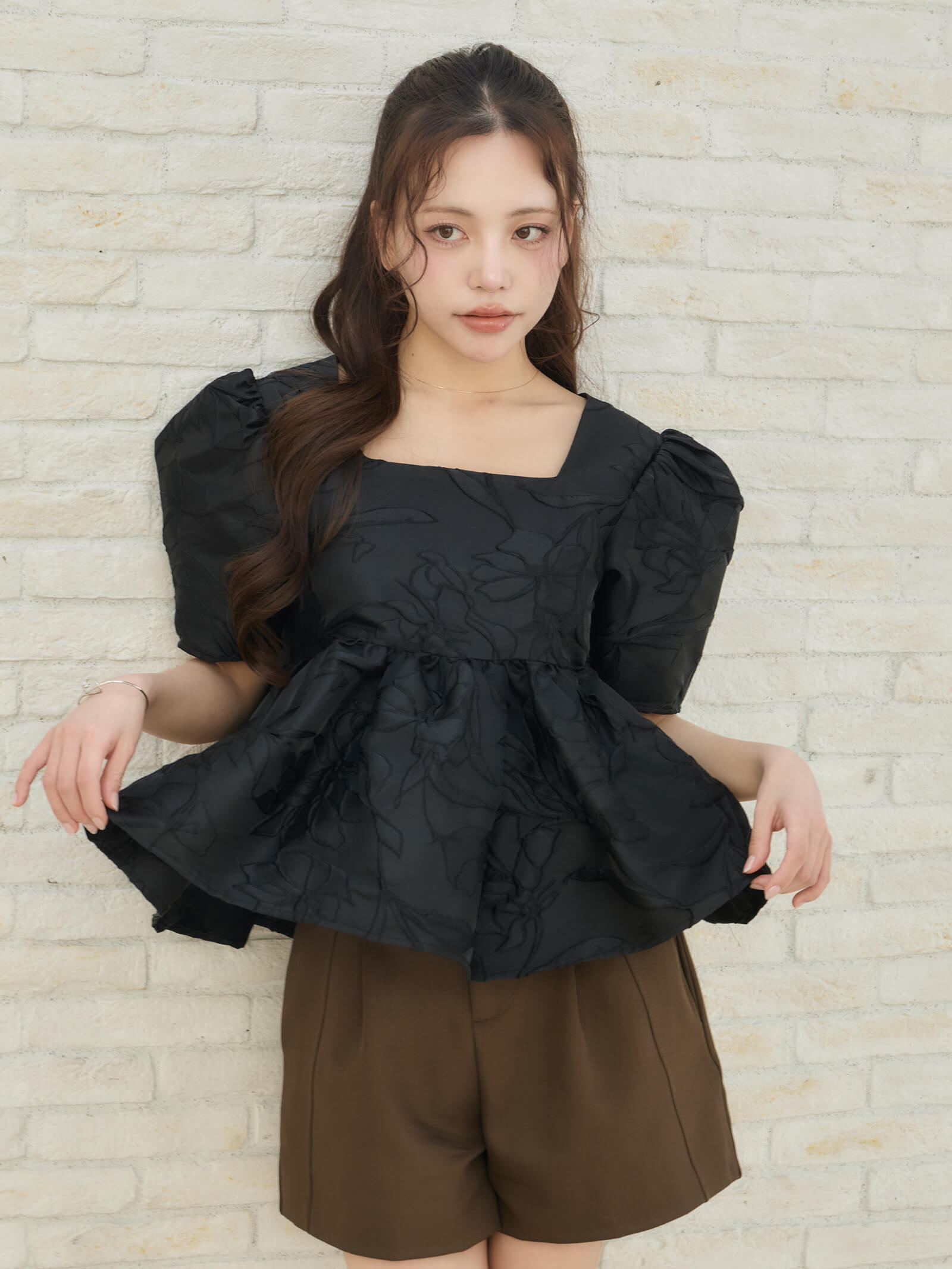 スクエアネックジャガードペプラムブラウス