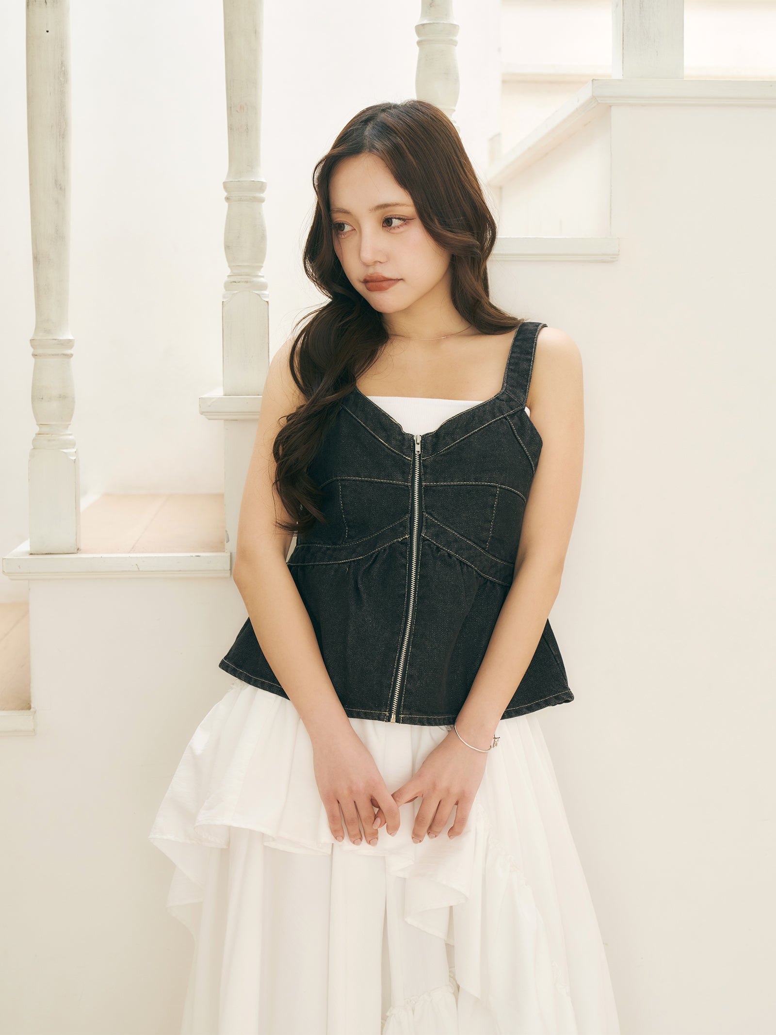 デニムペプラムビスチェ