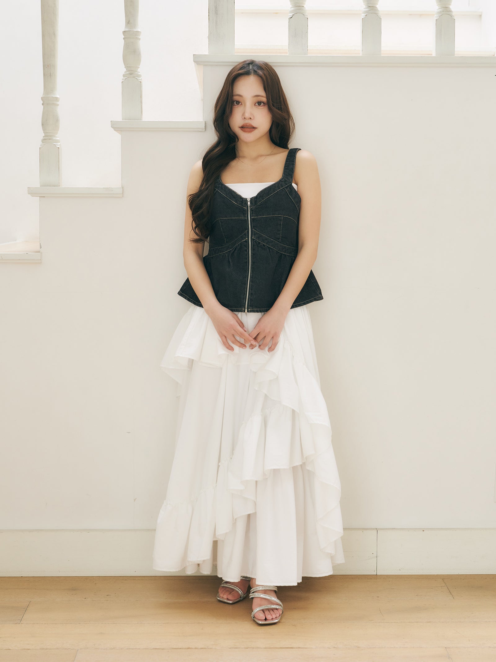 デニムペプラムビスチェ