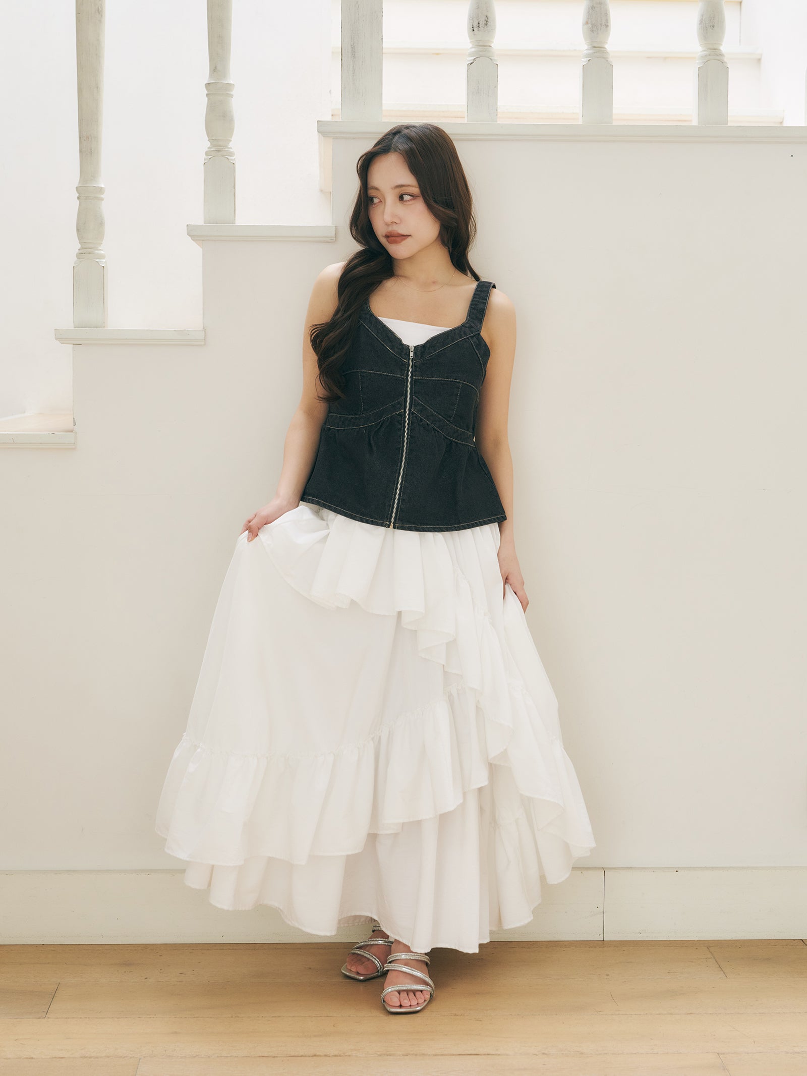 デニムペプラムビスチェ