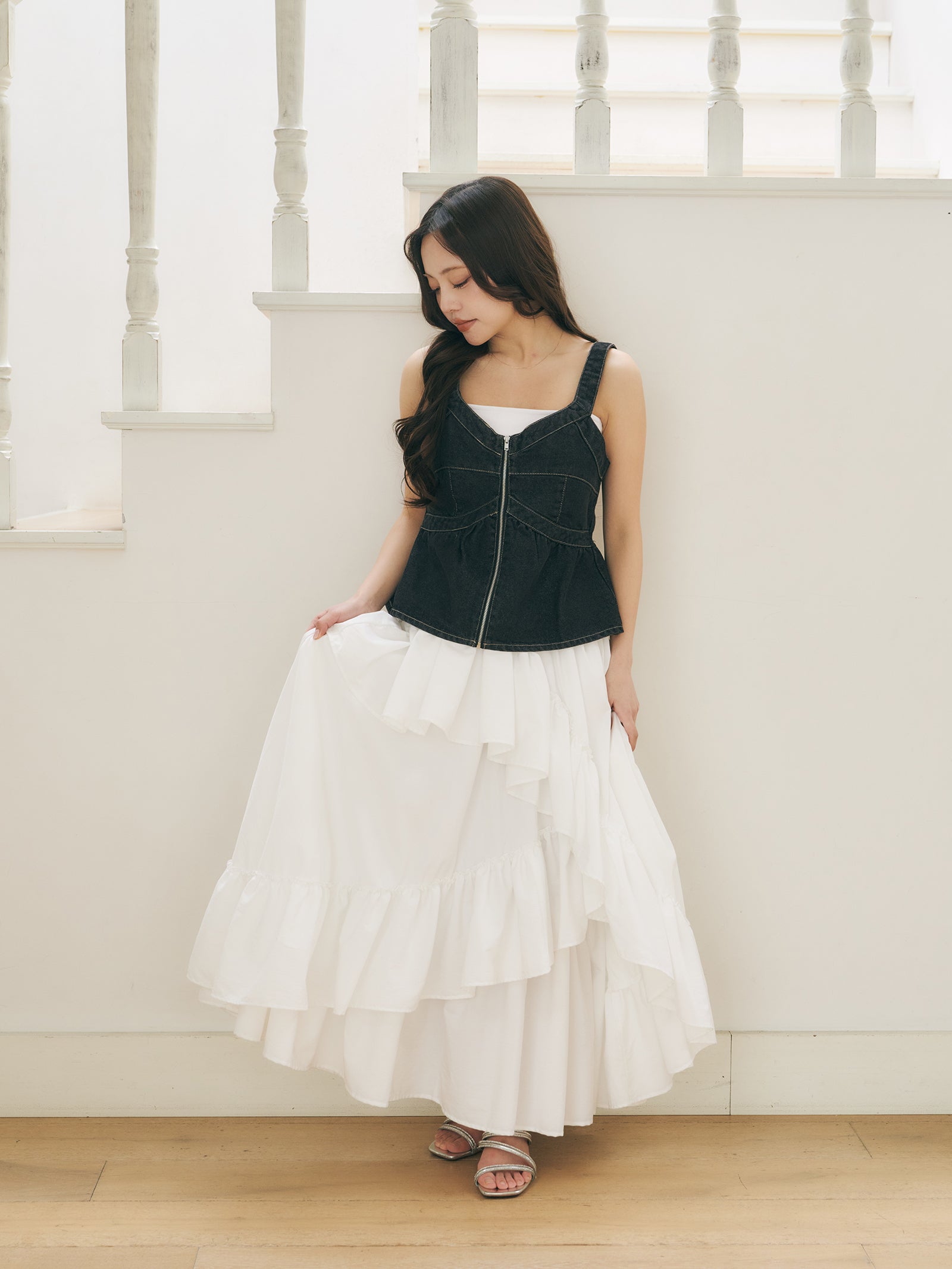 デニムペプラムビスチェ